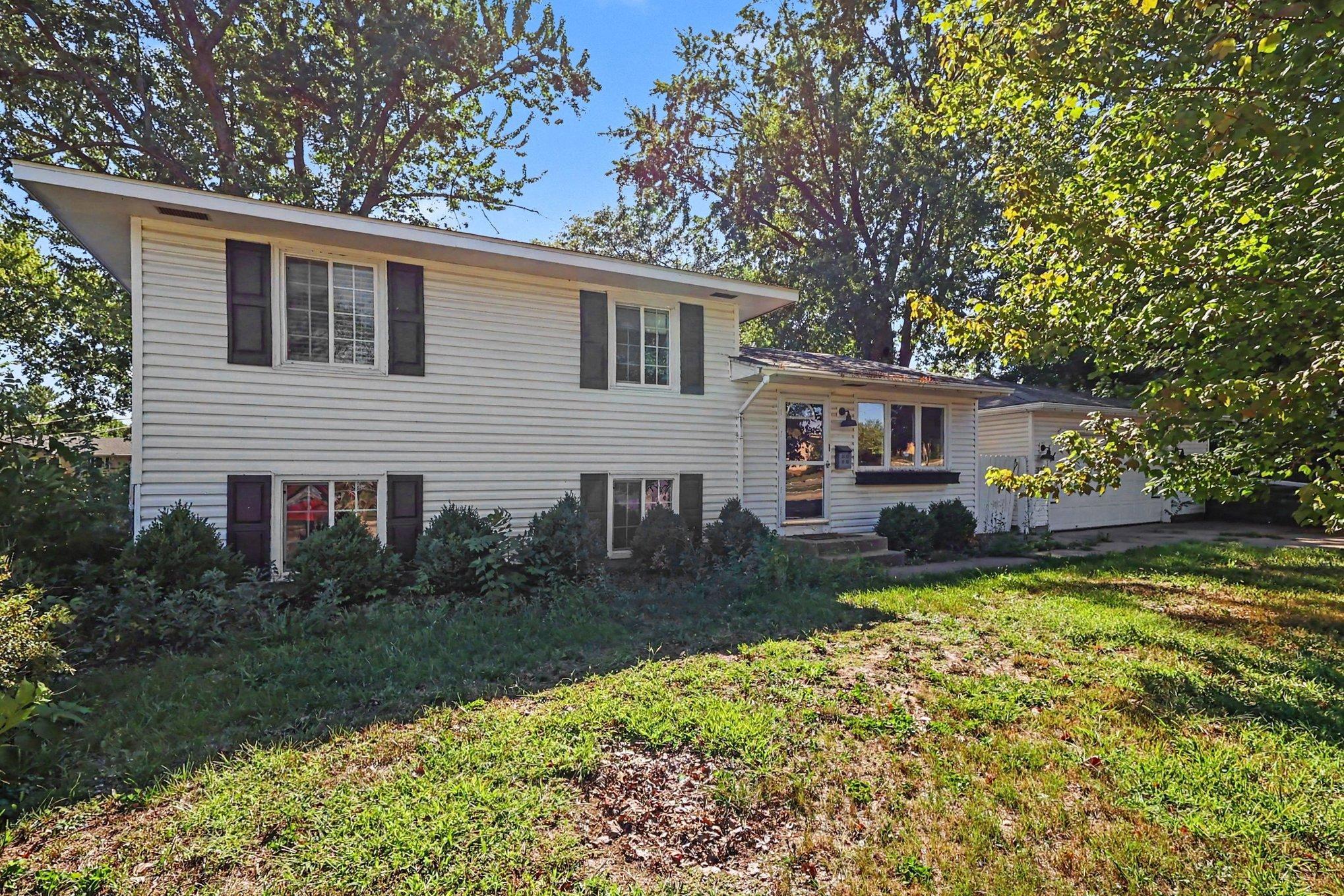 3296 70th Street E Property Photo 1