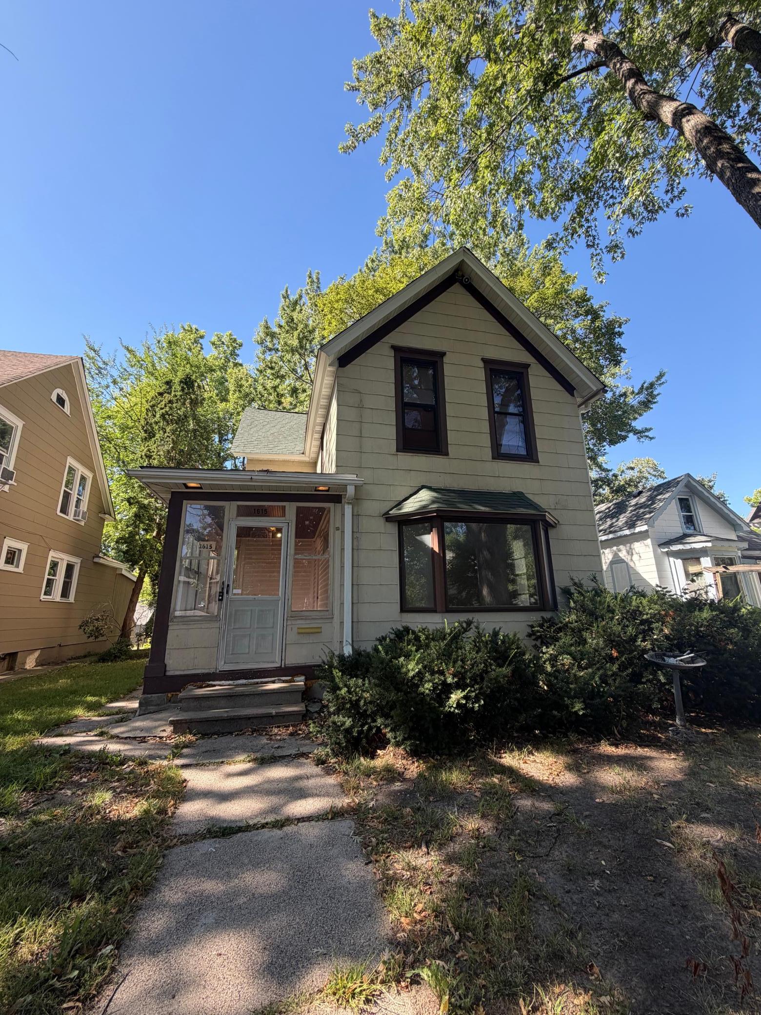 1615 22nd Avenue N Property Photo 1