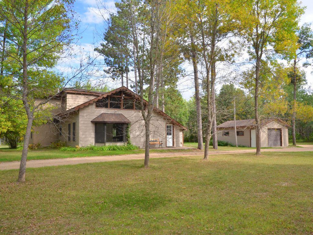 15569 Conifer Circle Property Photo 1
