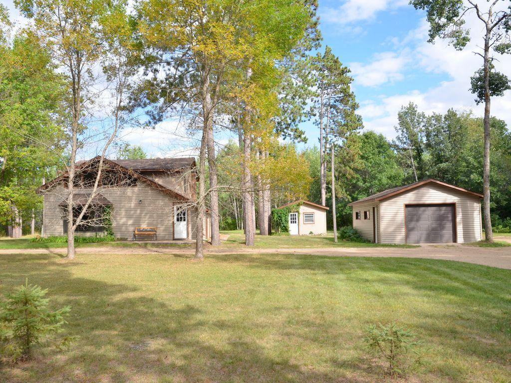 15569 Conifer Circle Property Photo 2