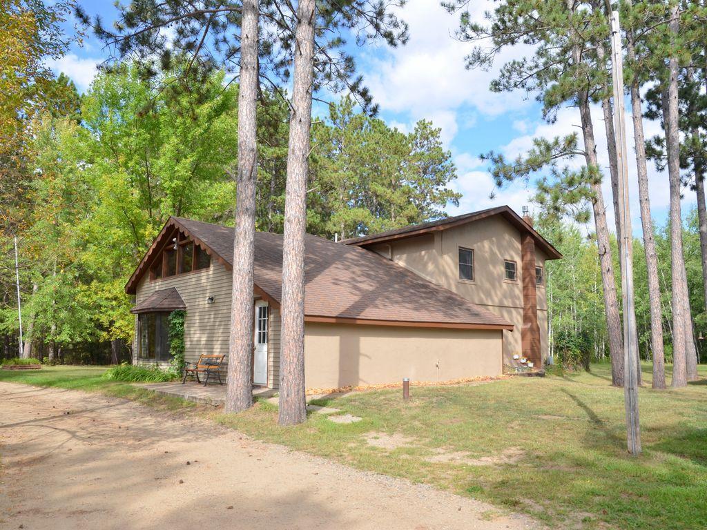 15569 Conifer Circle Property Photo 3