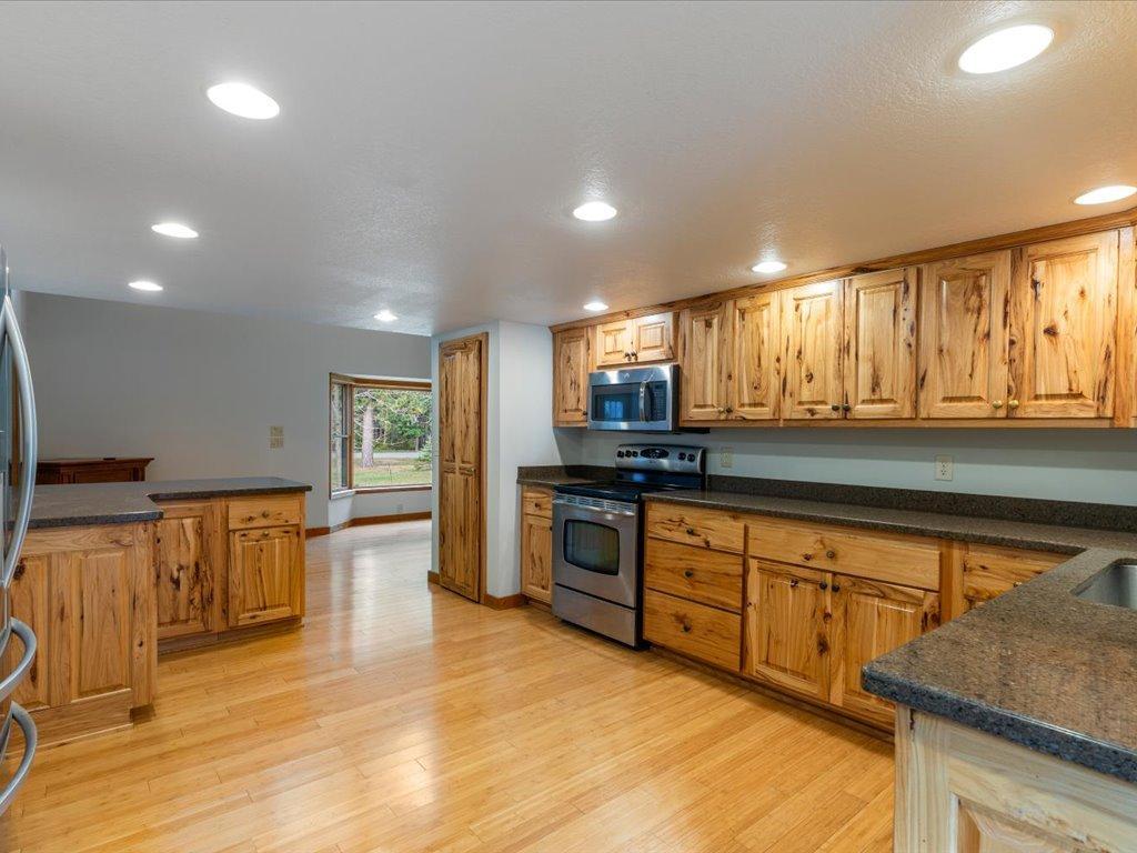 15569 Conifer Circle Property Photo 12
