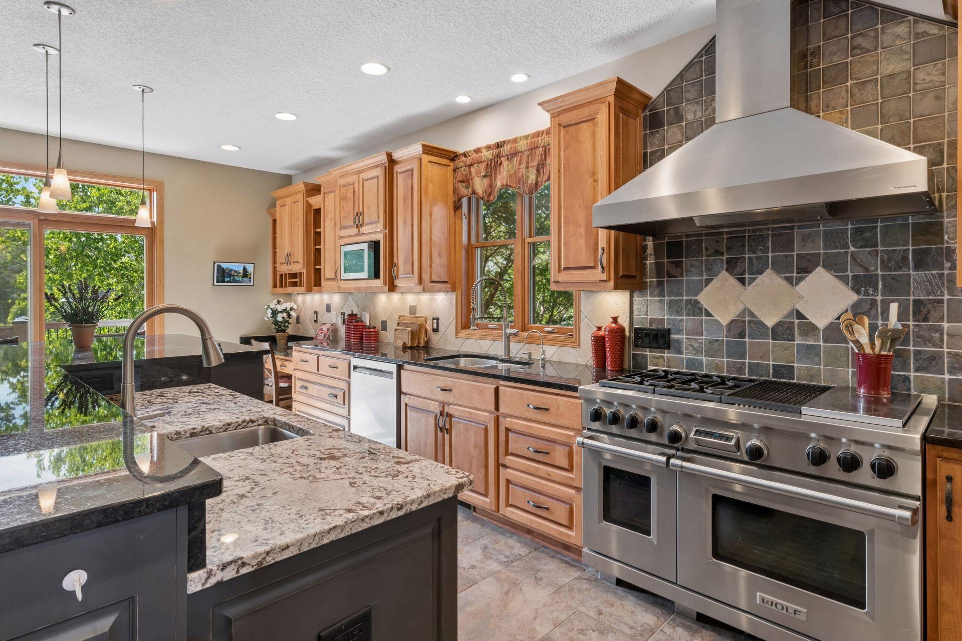 16917 73rd Place N Property Photo 4