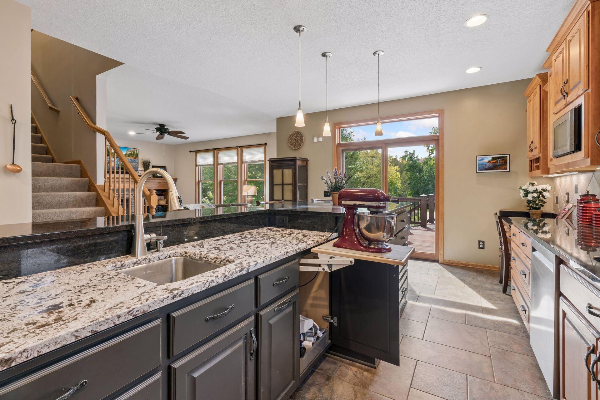 16917 73rd Place N Property Photo 6