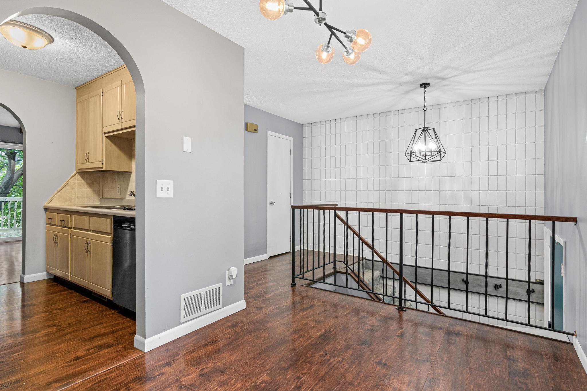 6510 2nd Street Ne Property Photo 2