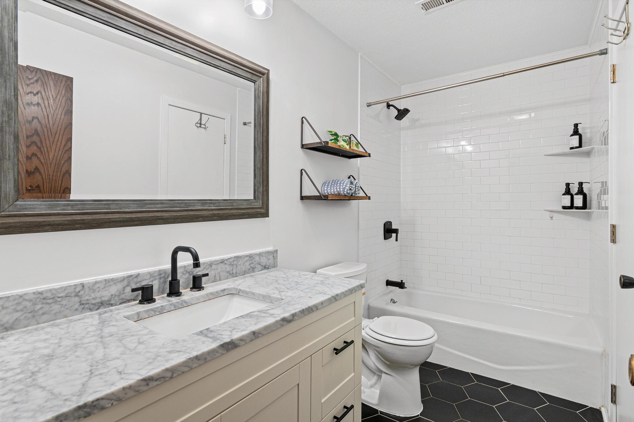 6510 2nd Street Ne Property Photo 11