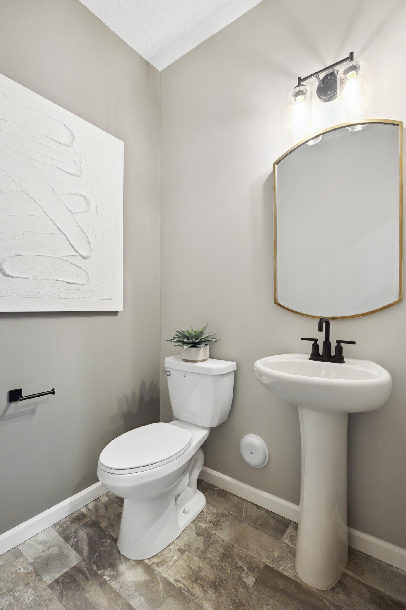 22149 Harvest Avenue Property Photo 4