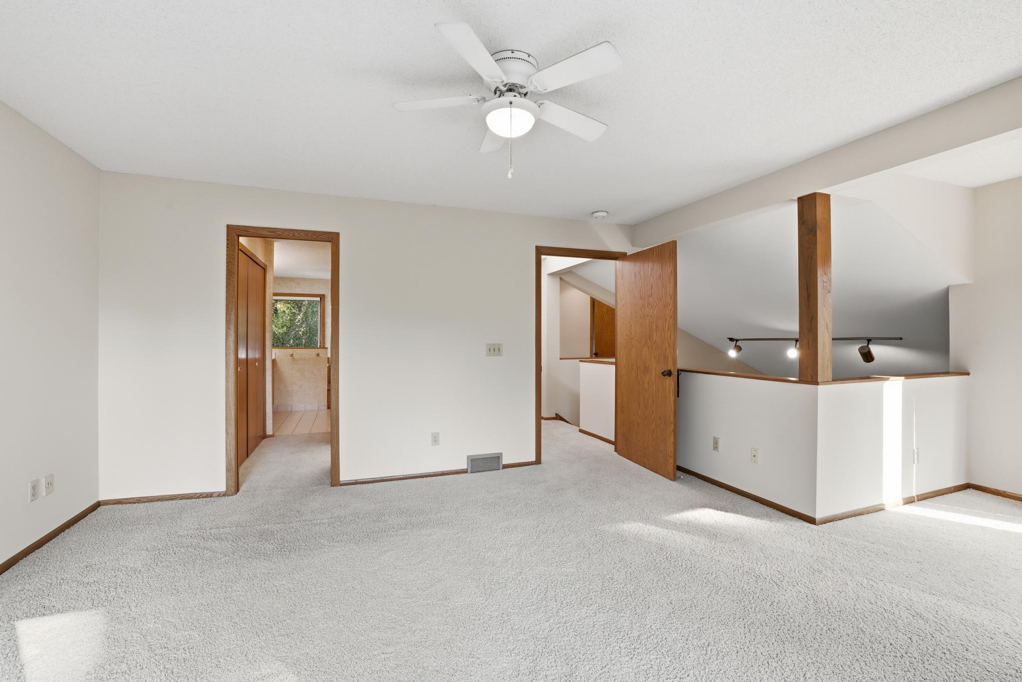 9409 Yukon Avenue S Property Photo 37