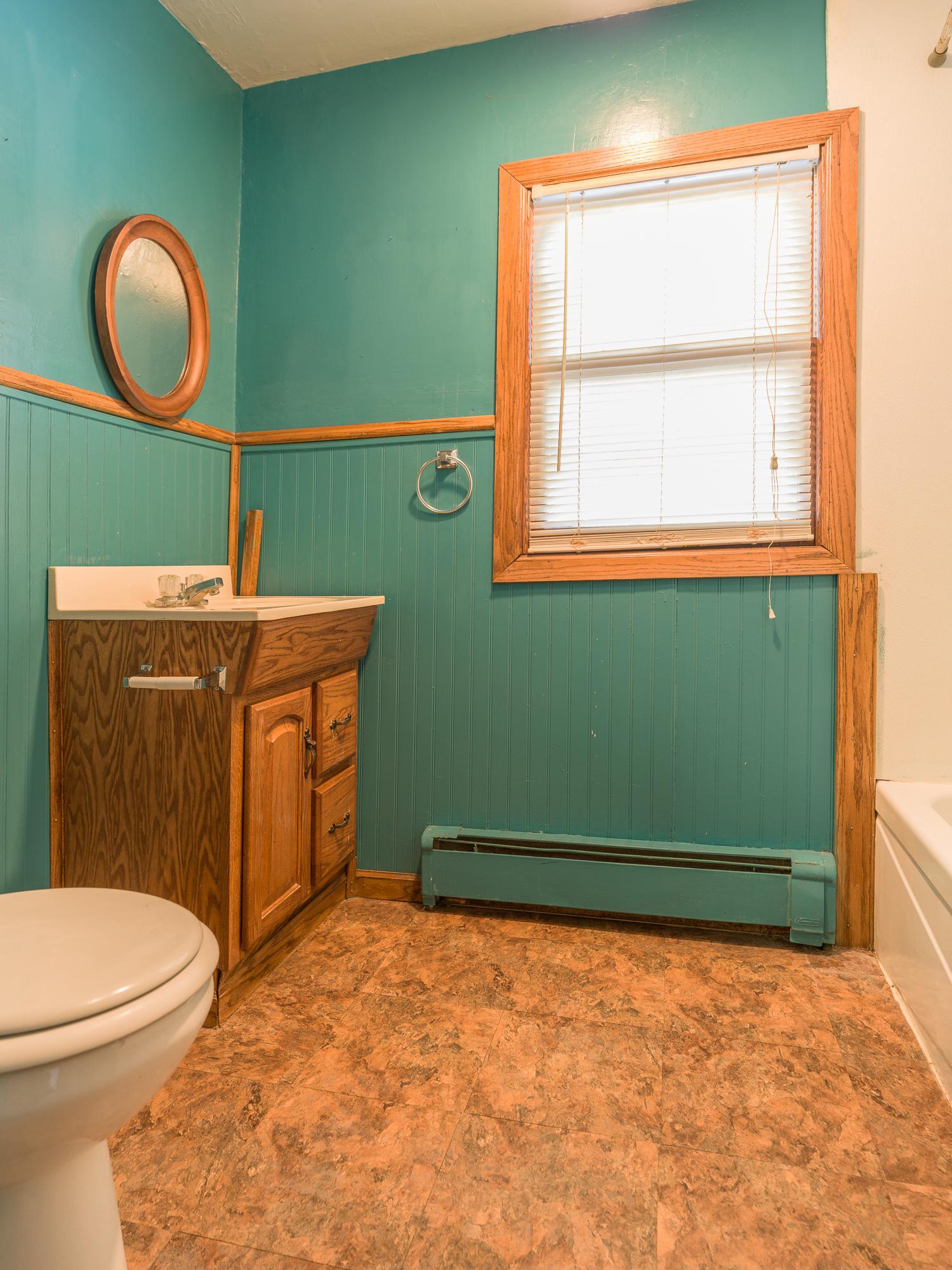 1206 James Avenue Property Photo 9