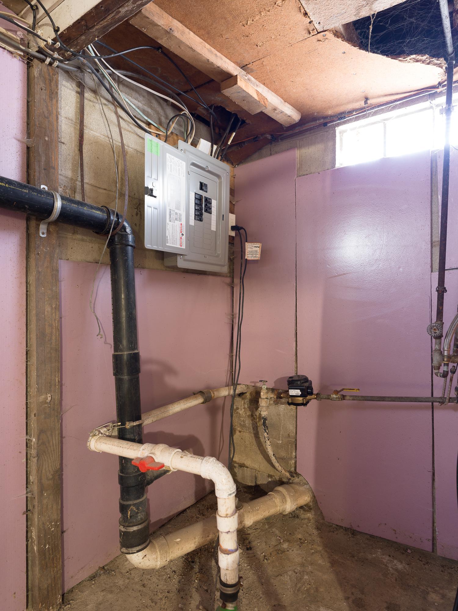 1206 James Avenue Property Photo 19