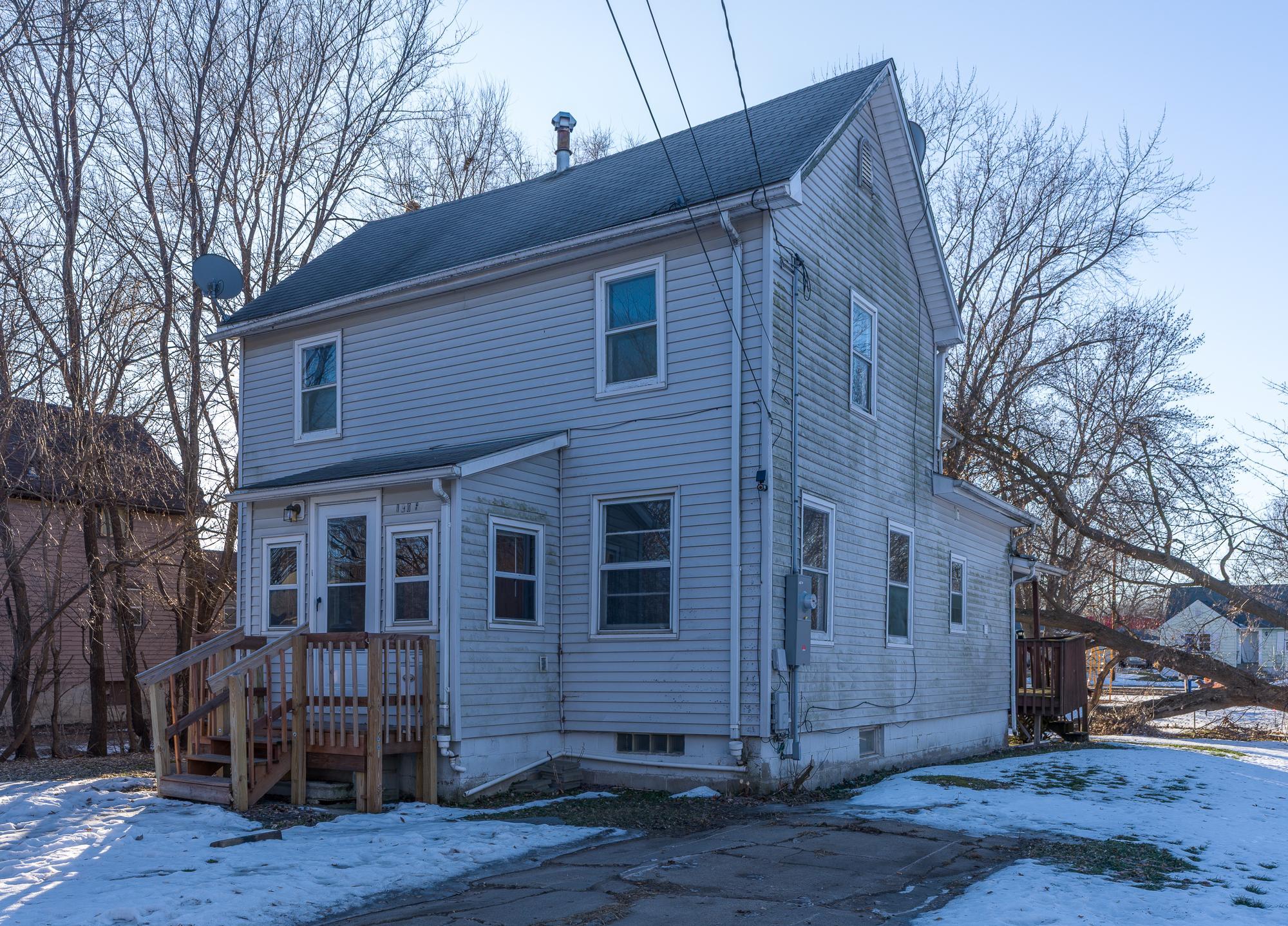 1206 James Avenue Property Photo 21