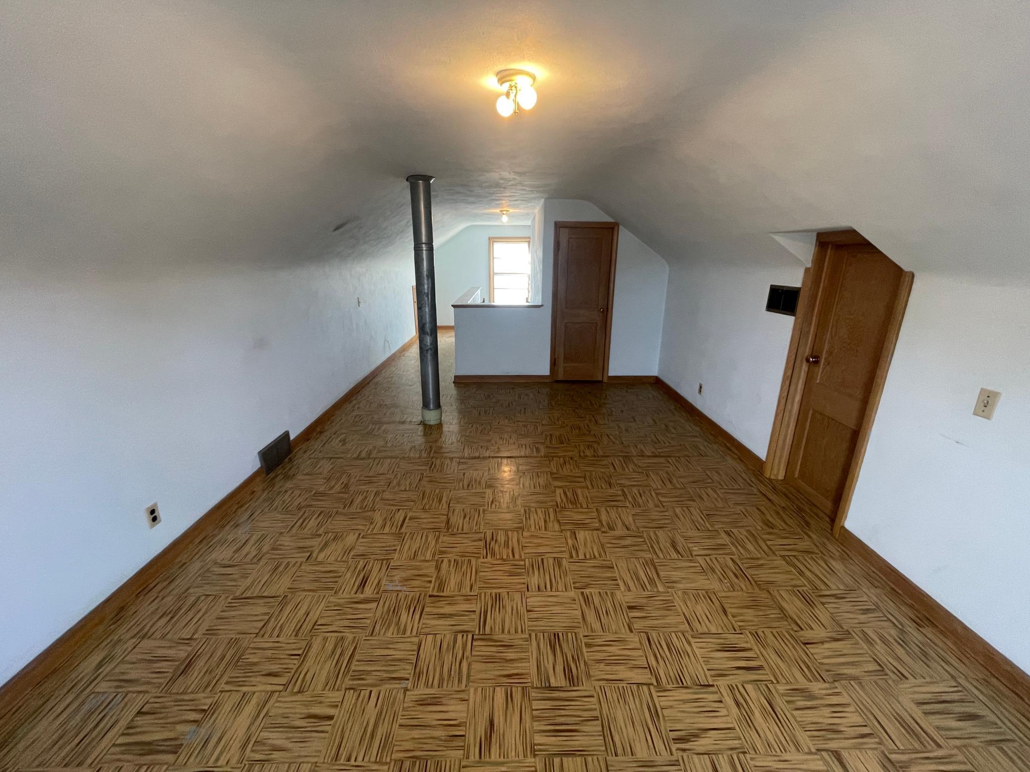 307 S Grant Street Property Photo 25