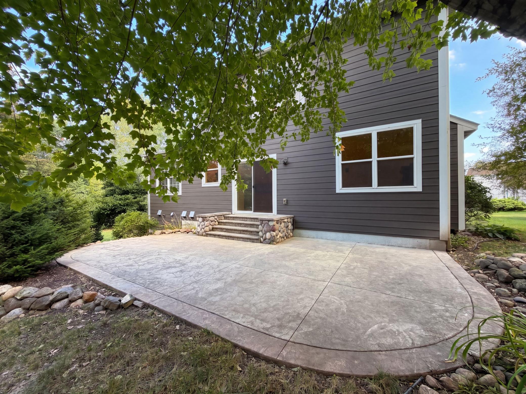 1012 Delano Court Property Photo 5