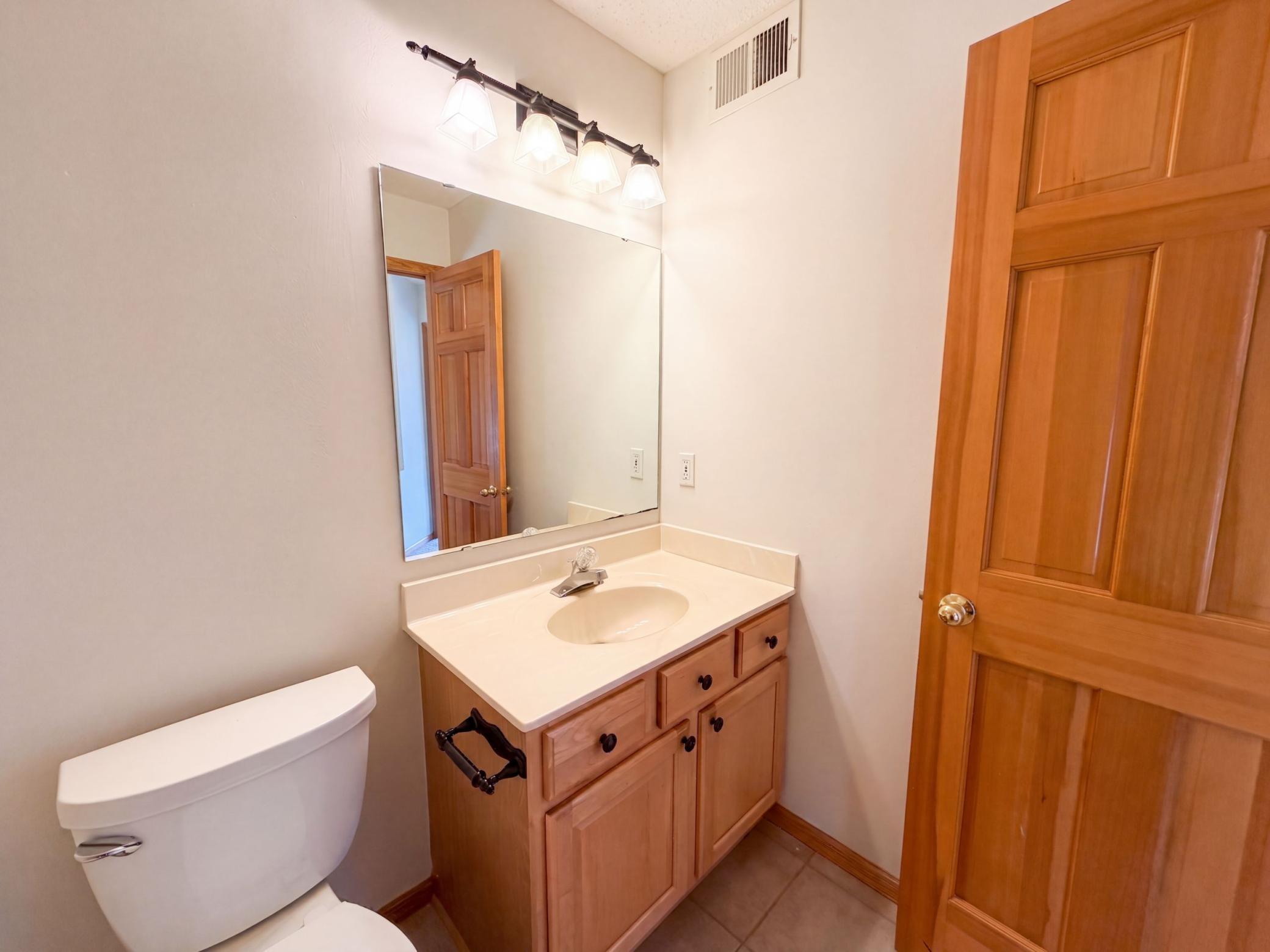 1012 Delano Court Property Photo 17