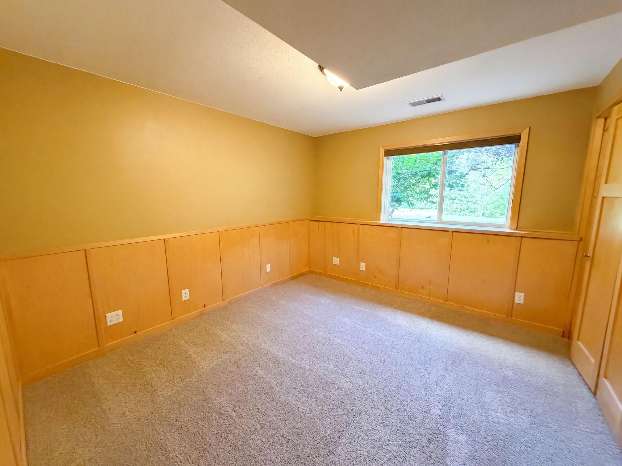 1012 Delano Court Property Photo 23