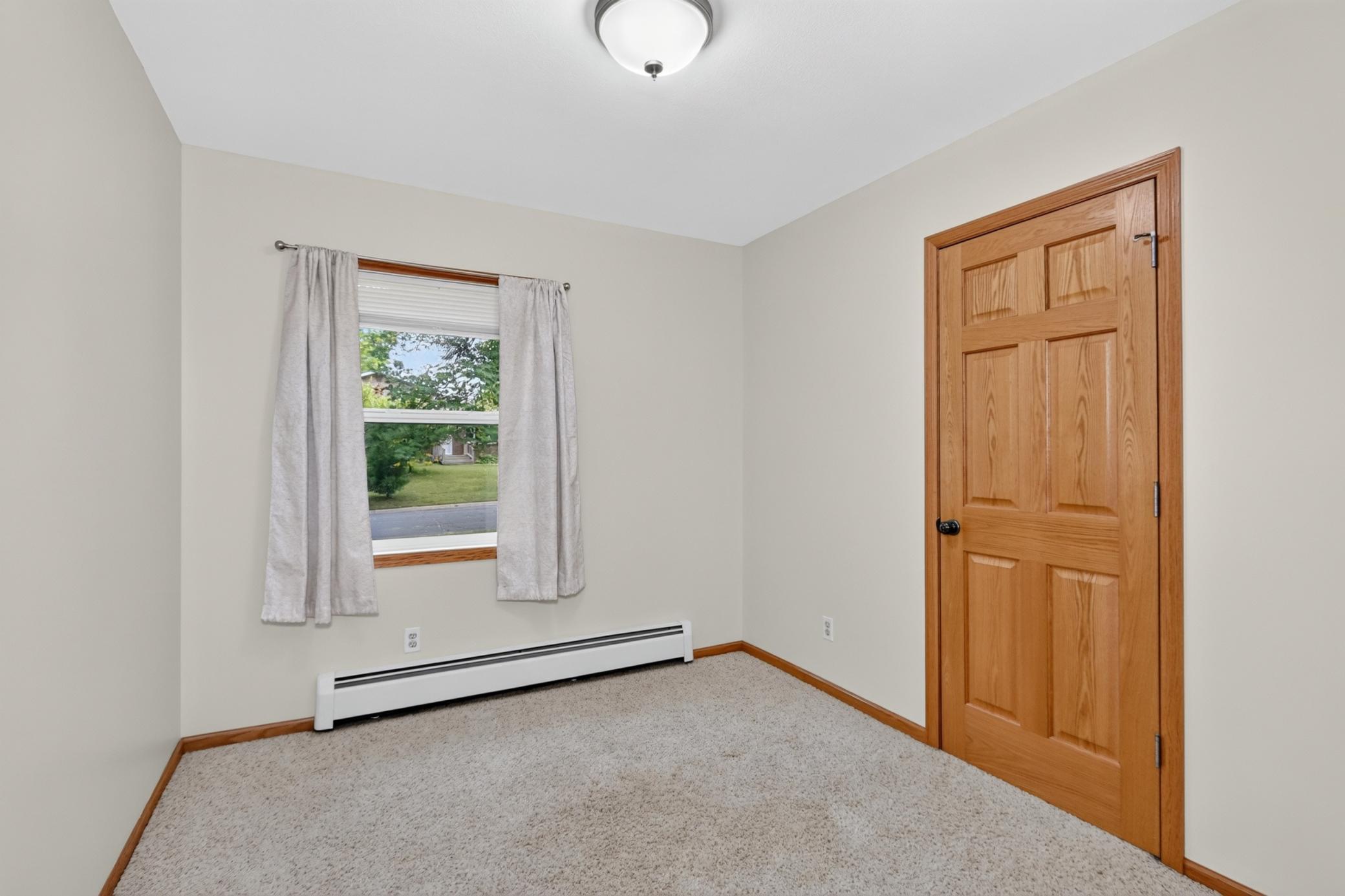 826 Willow Lane Property Photo 18