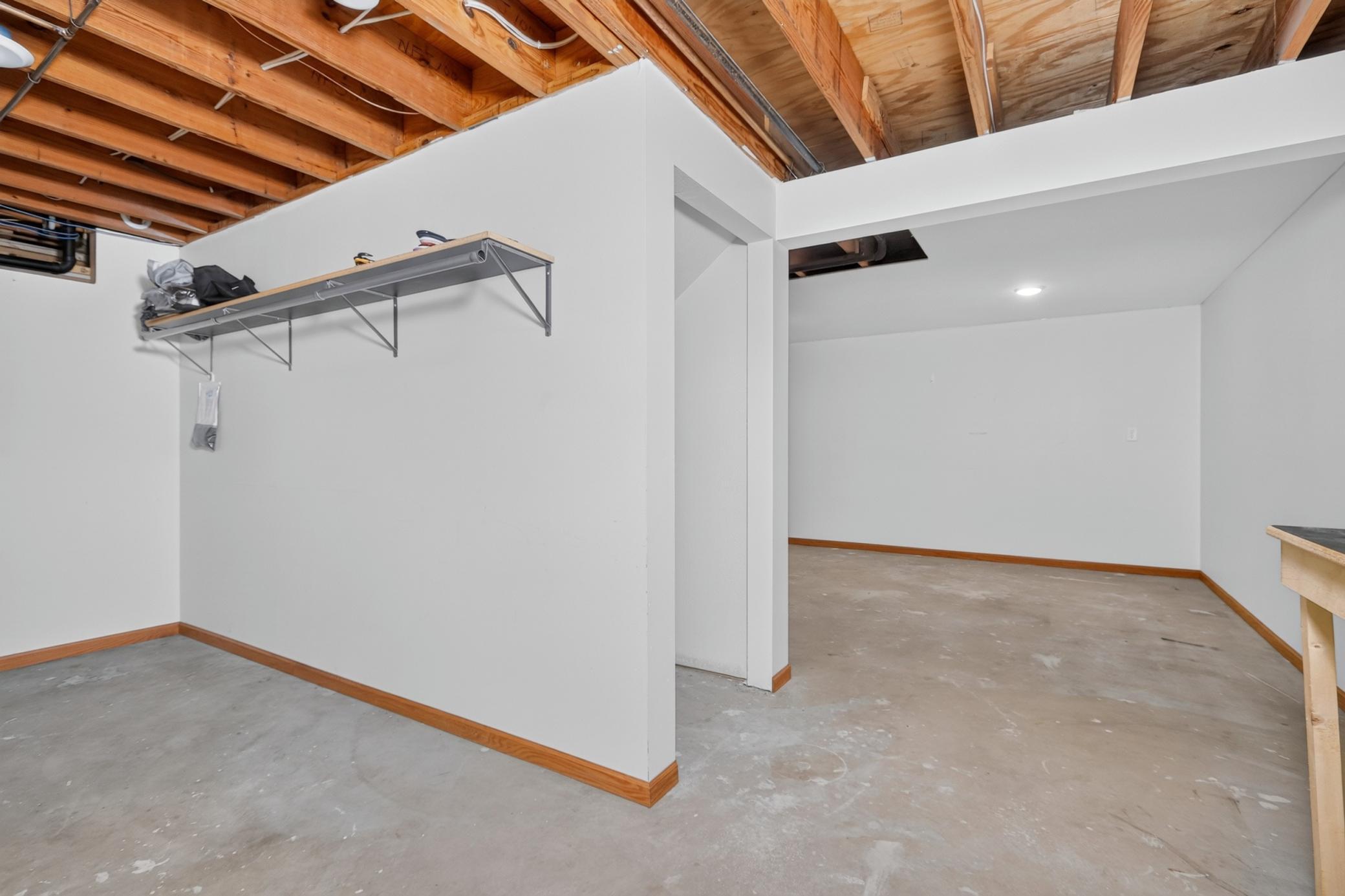 826 Willow Lane Property Photo 35