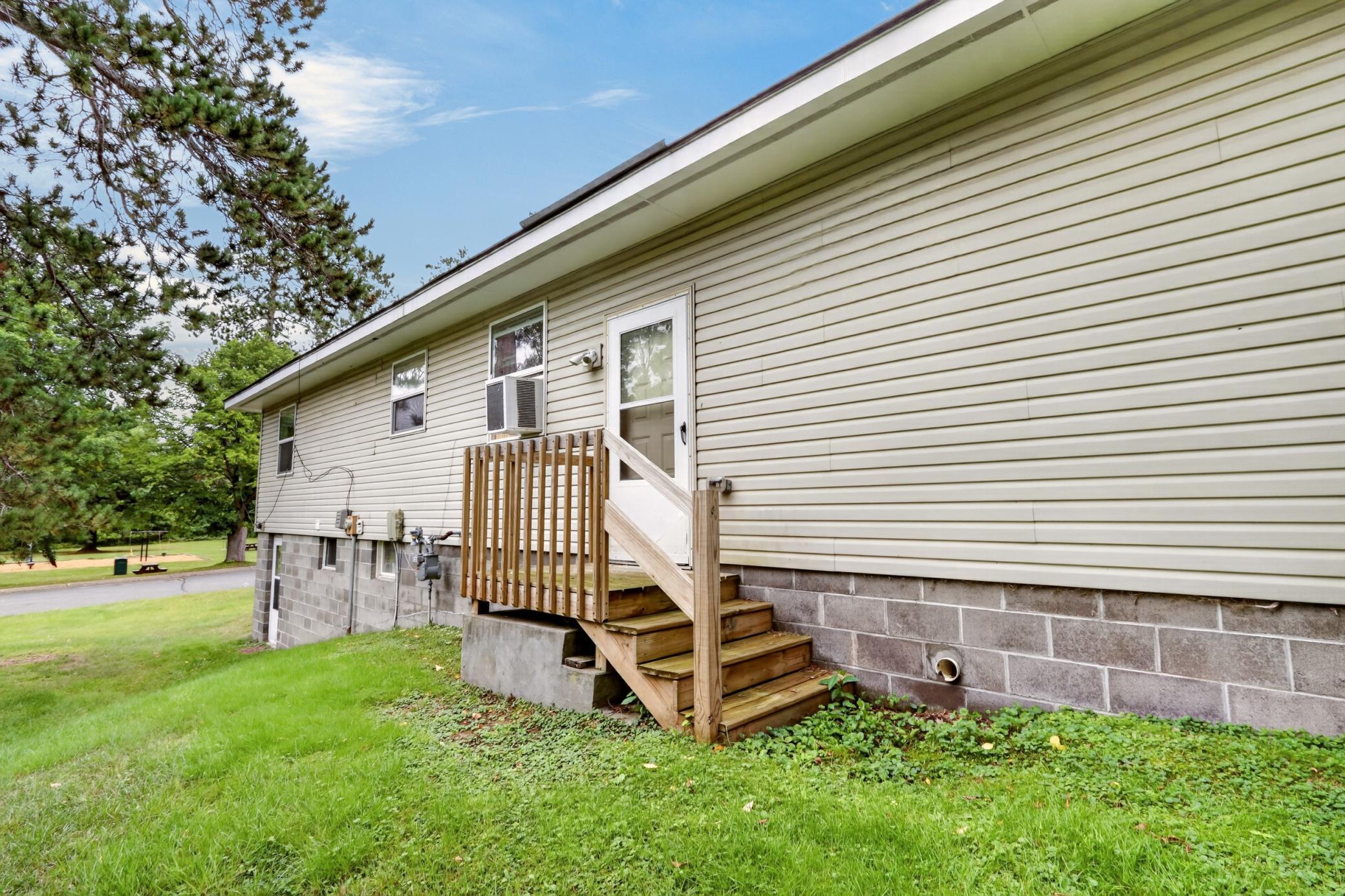 826 Willow Lane Property Photo 47