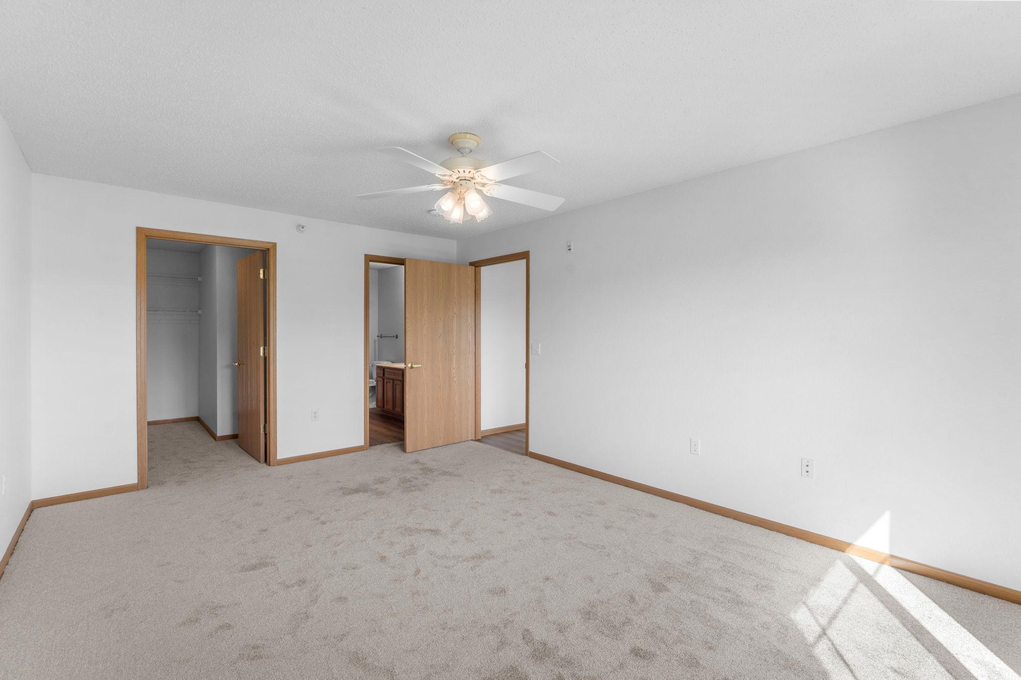 2155 6th Lane Se 204 Property Photo 22
