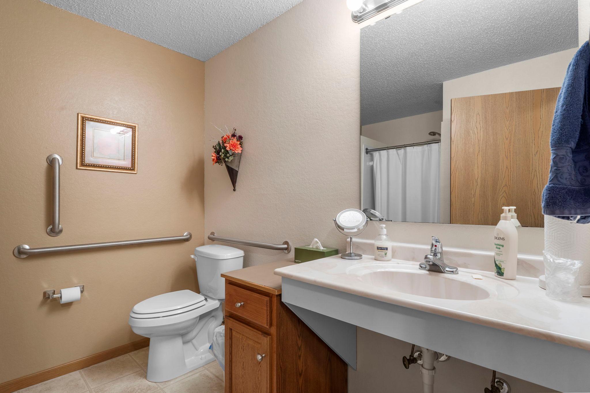 2155 6th Lane Se 204 Property Photo 44