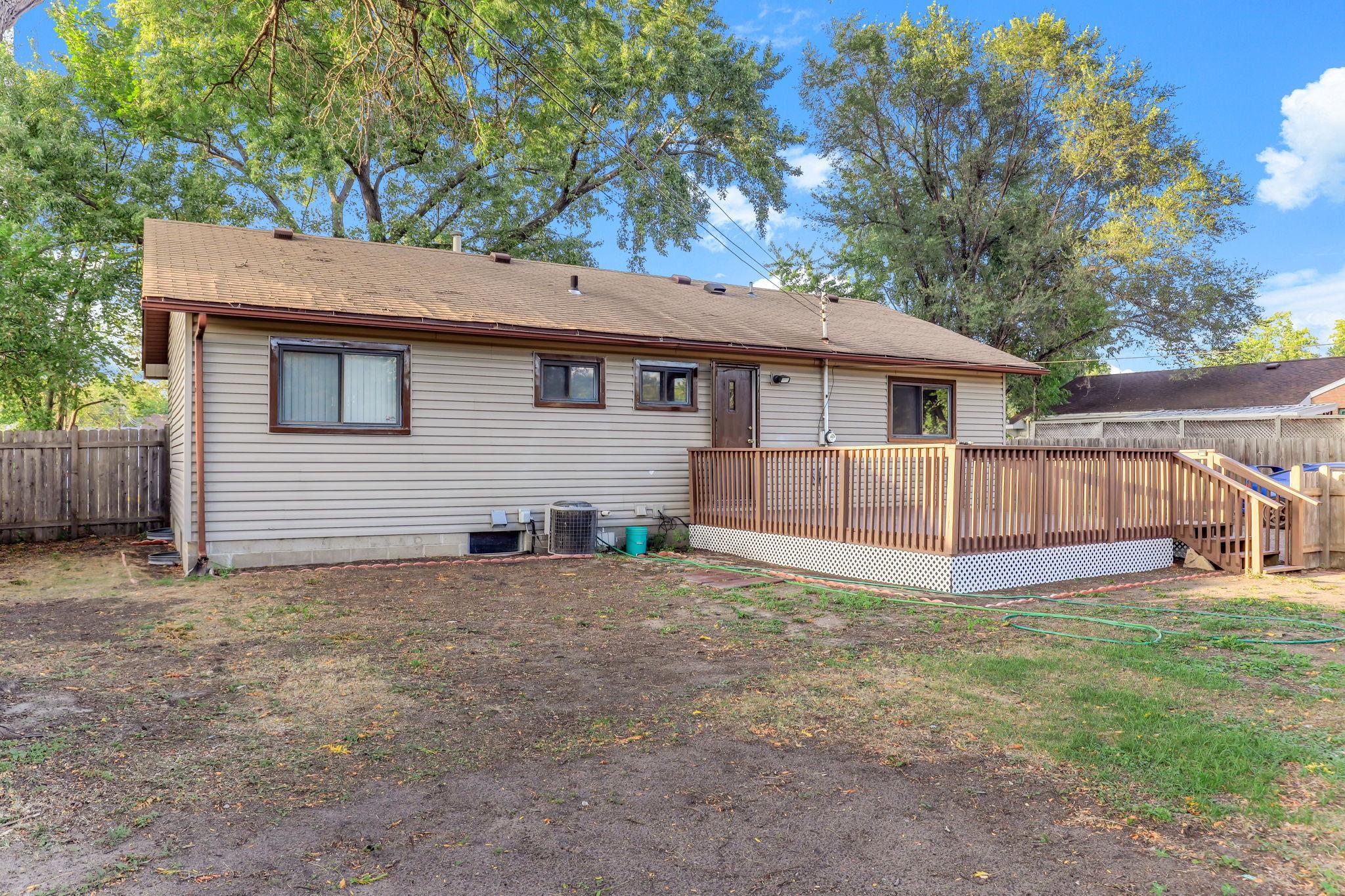 1909 Laramie Trail Property Photo 35