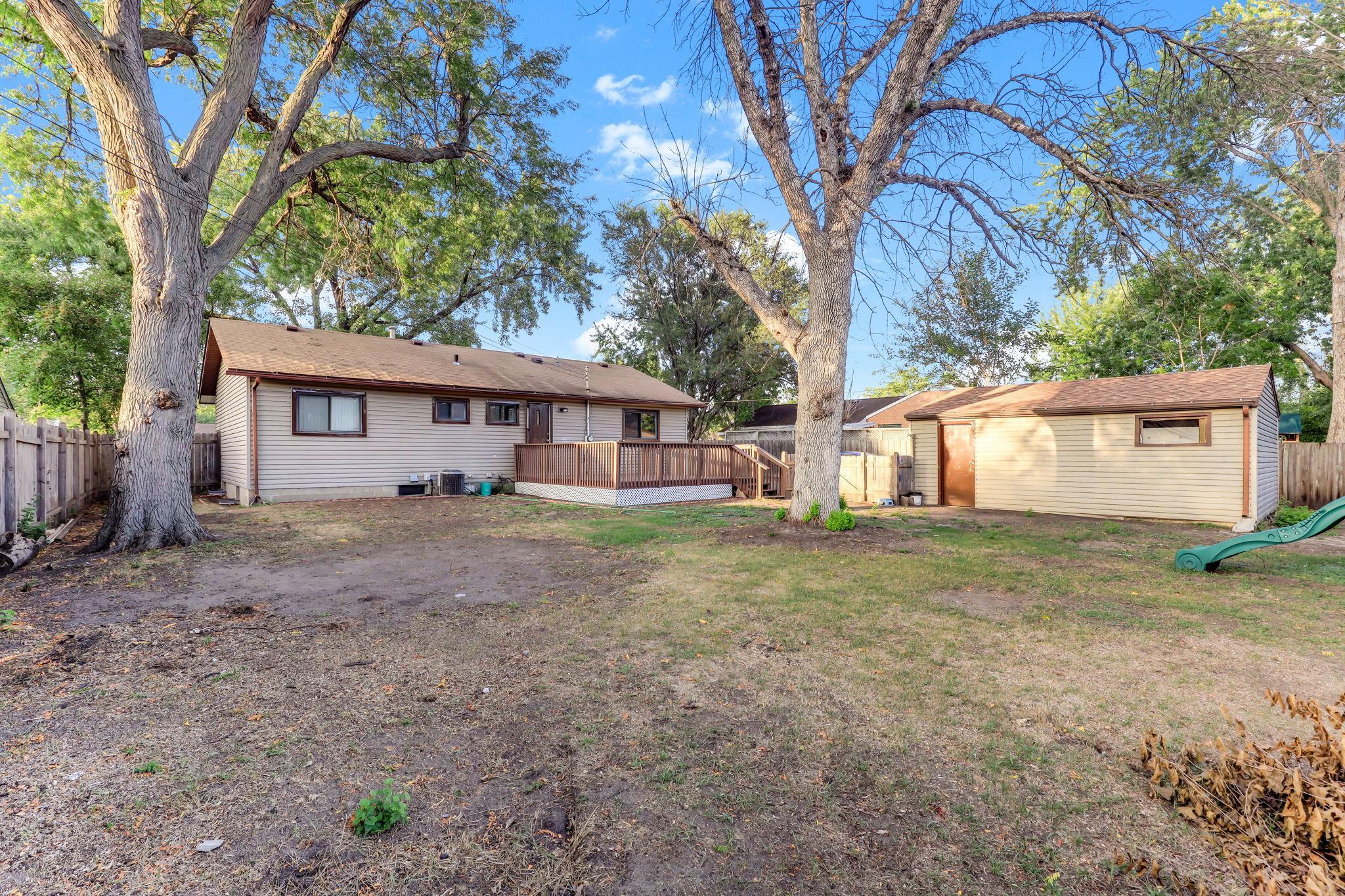 1909 Laramie Trail Property Photo 36