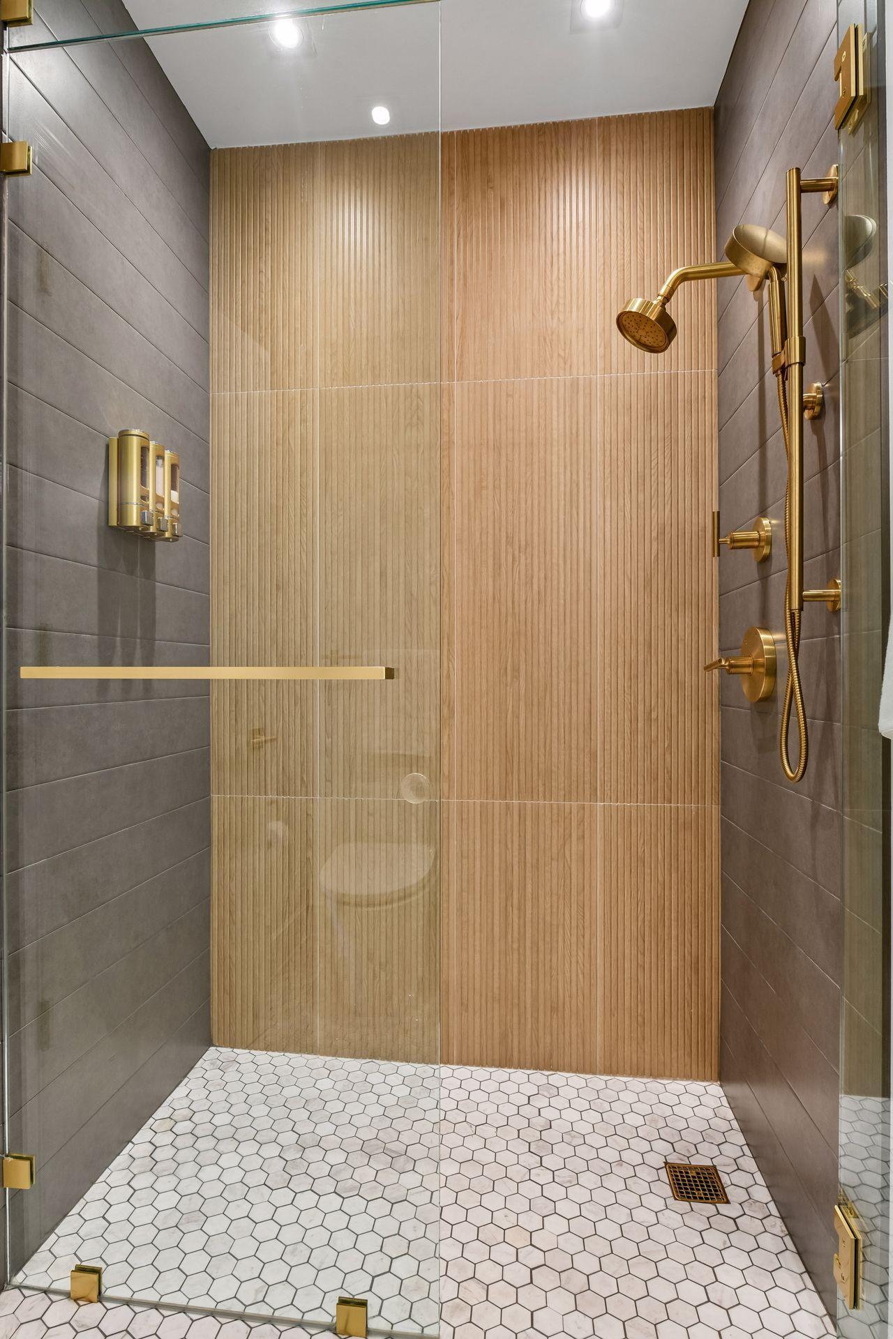 4100 Spring Street 212 Property Photo 20