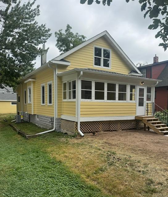 1040 24th Avenue Se Property Photo 1