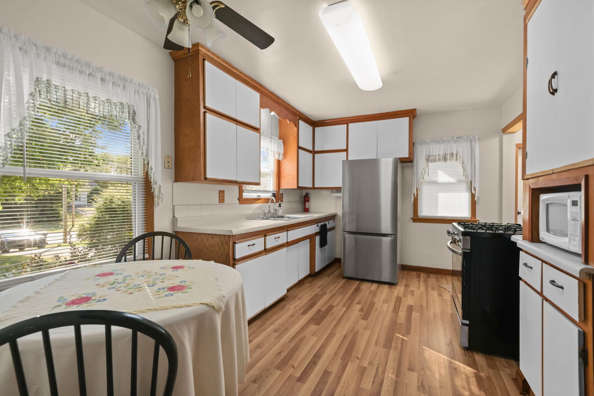 2811 Centerville Road Property Photo 5