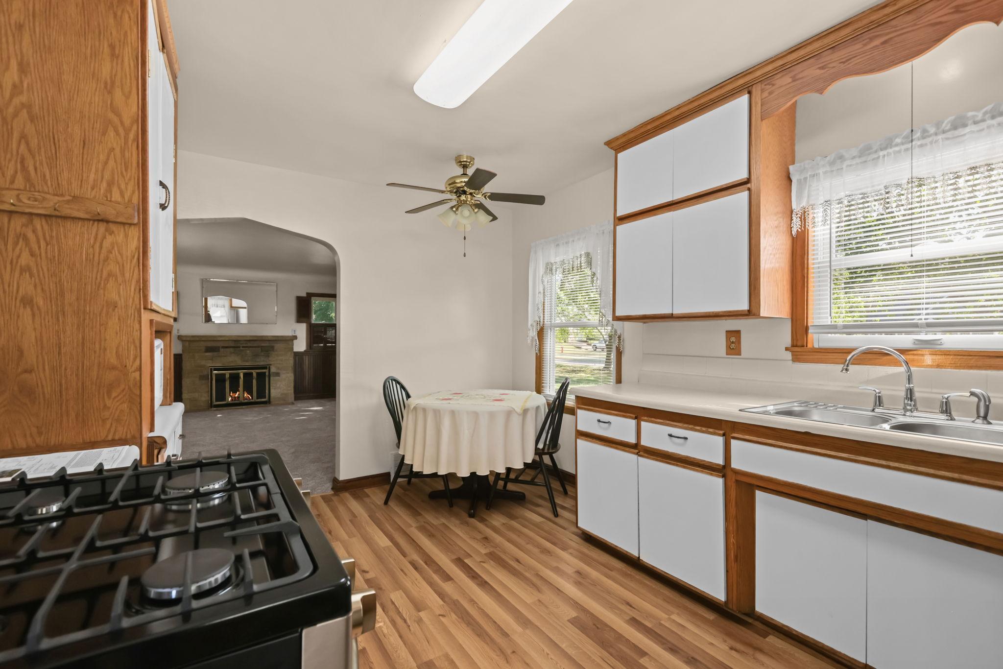 2811 Centerville Road Property Photo 7
