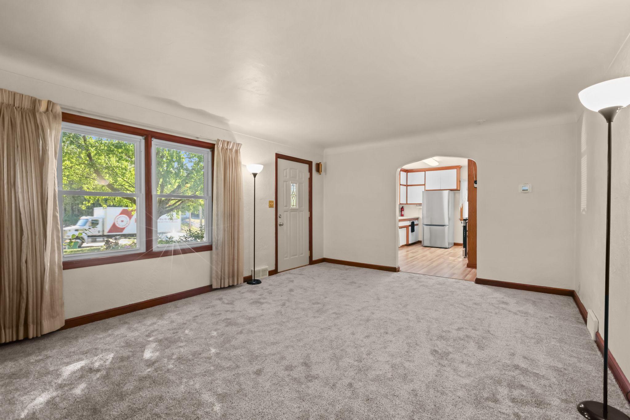 2811 Centerville Road Property Photo 8