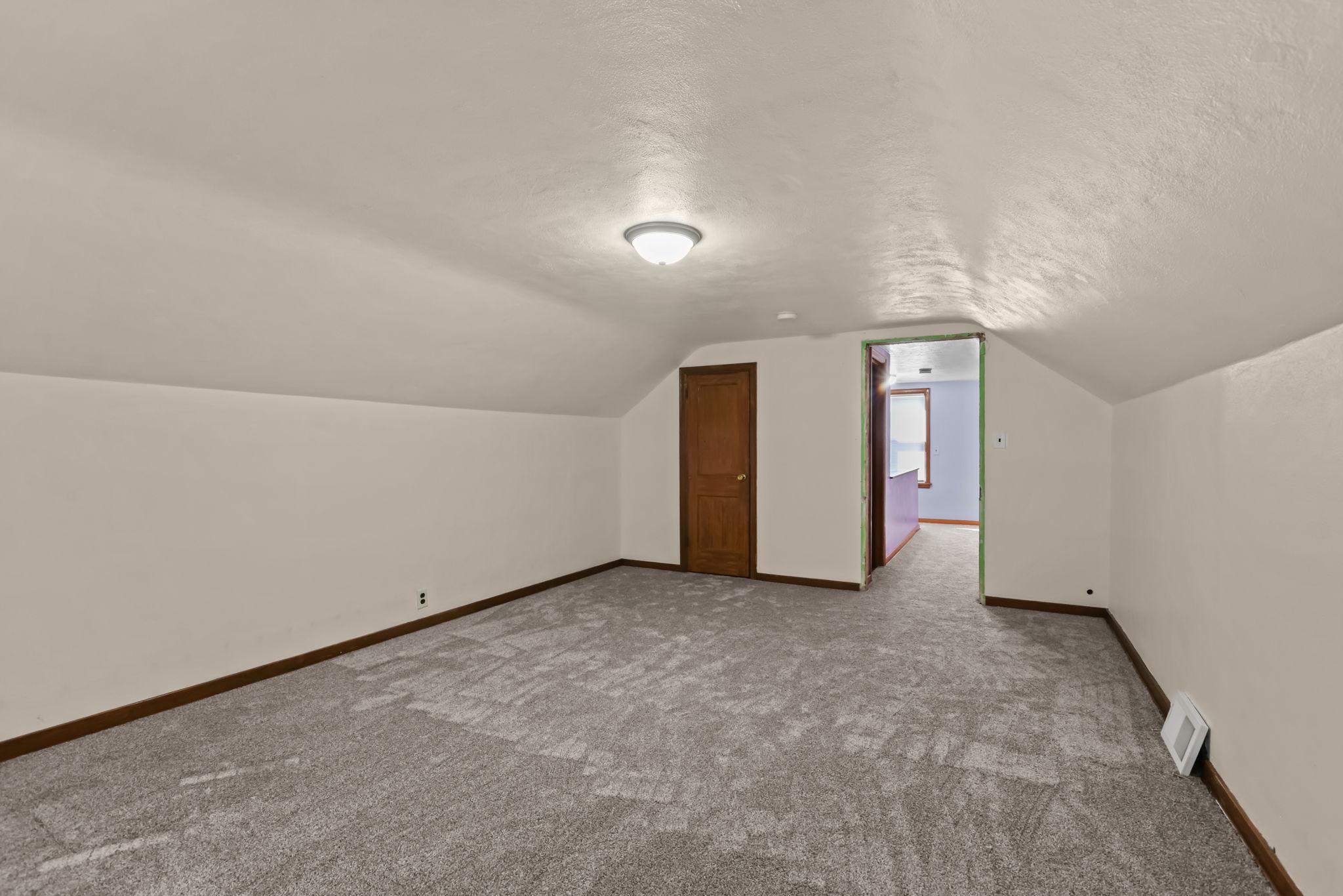 2811 Centerville Road Property Photo 12