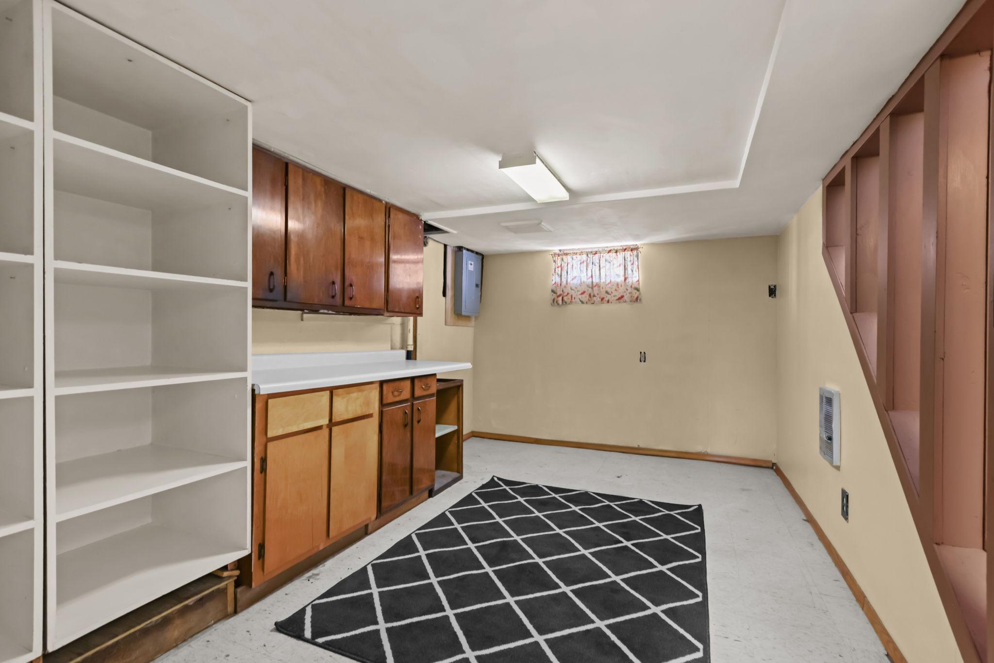 2811 Centerville Road Property Photo 17