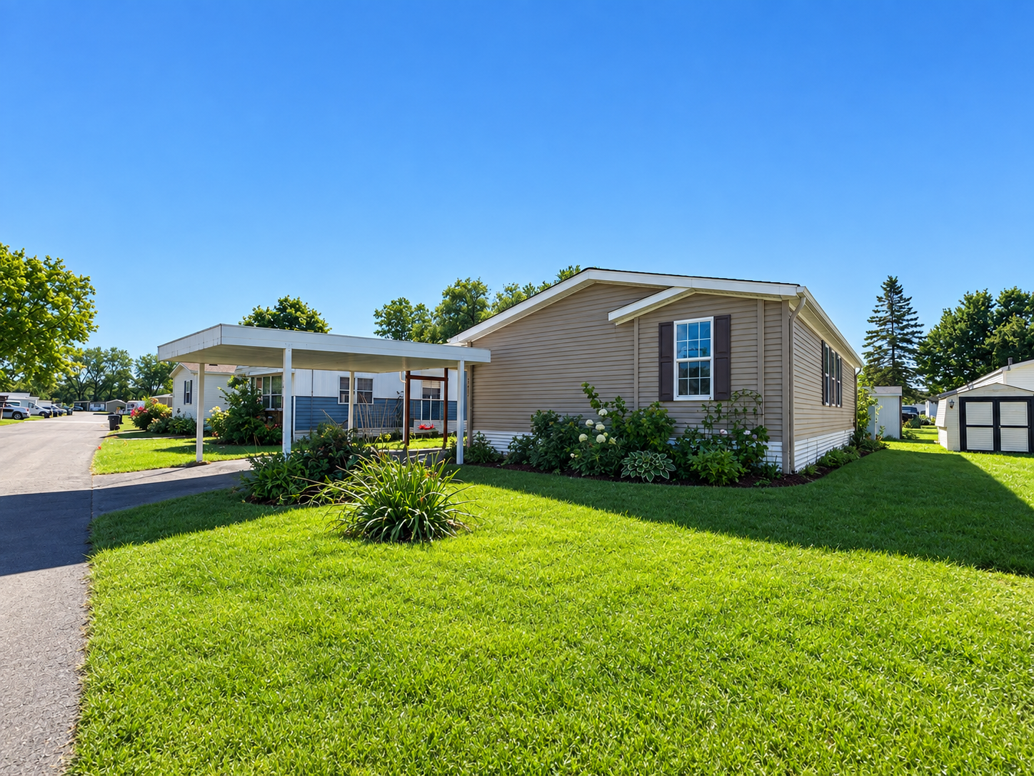 2428 Dolphin Drive Property Photo 1