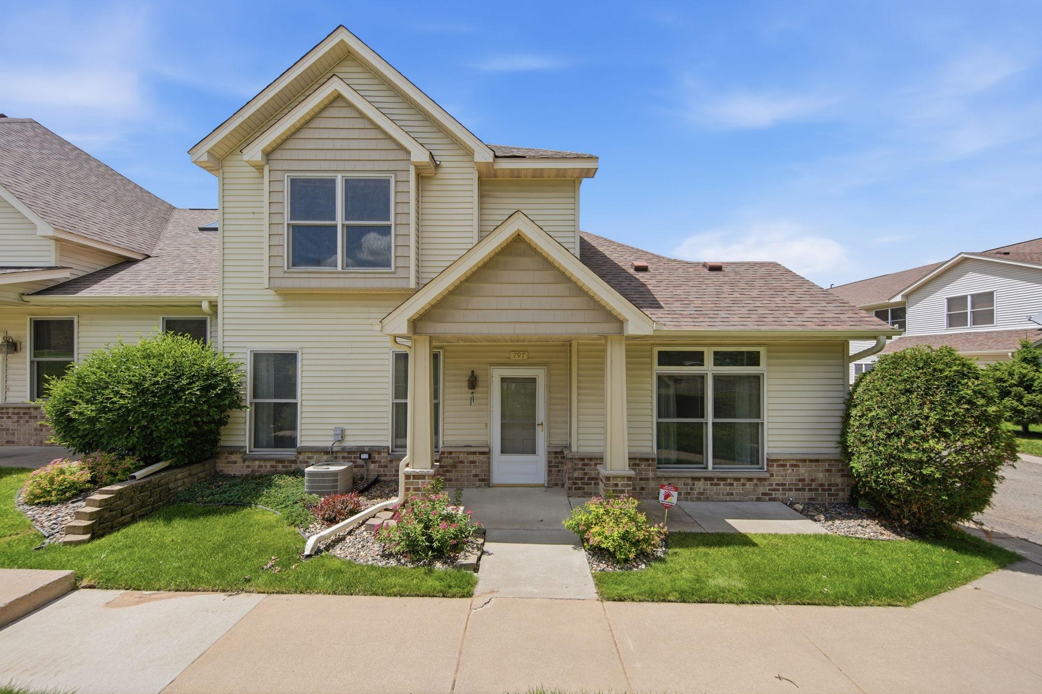 797 Parkside Lane Property Photo 1