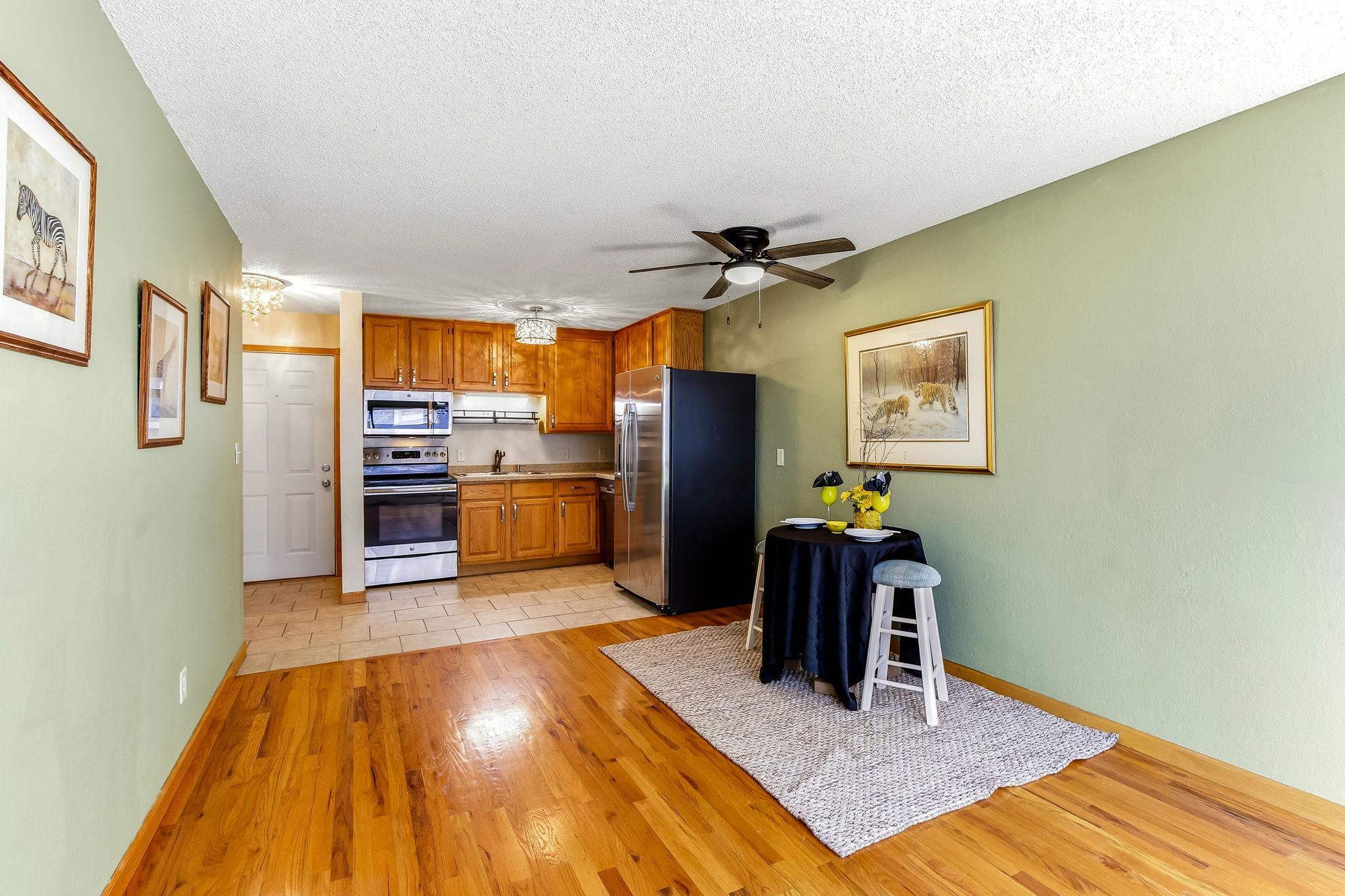 391 Grand Avenue 203 Property Photo 8