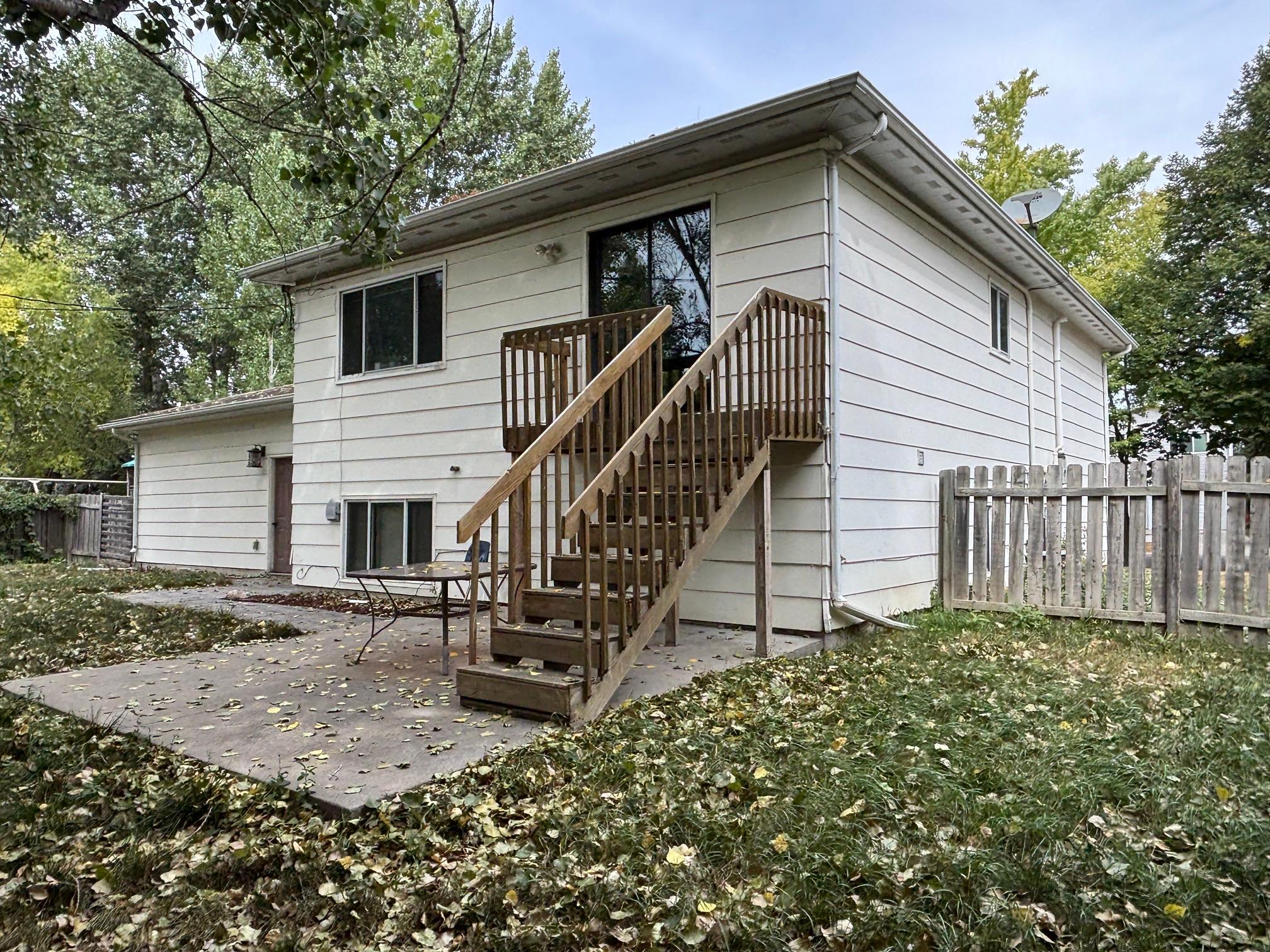 315 Brook Avenue Property Photo 2