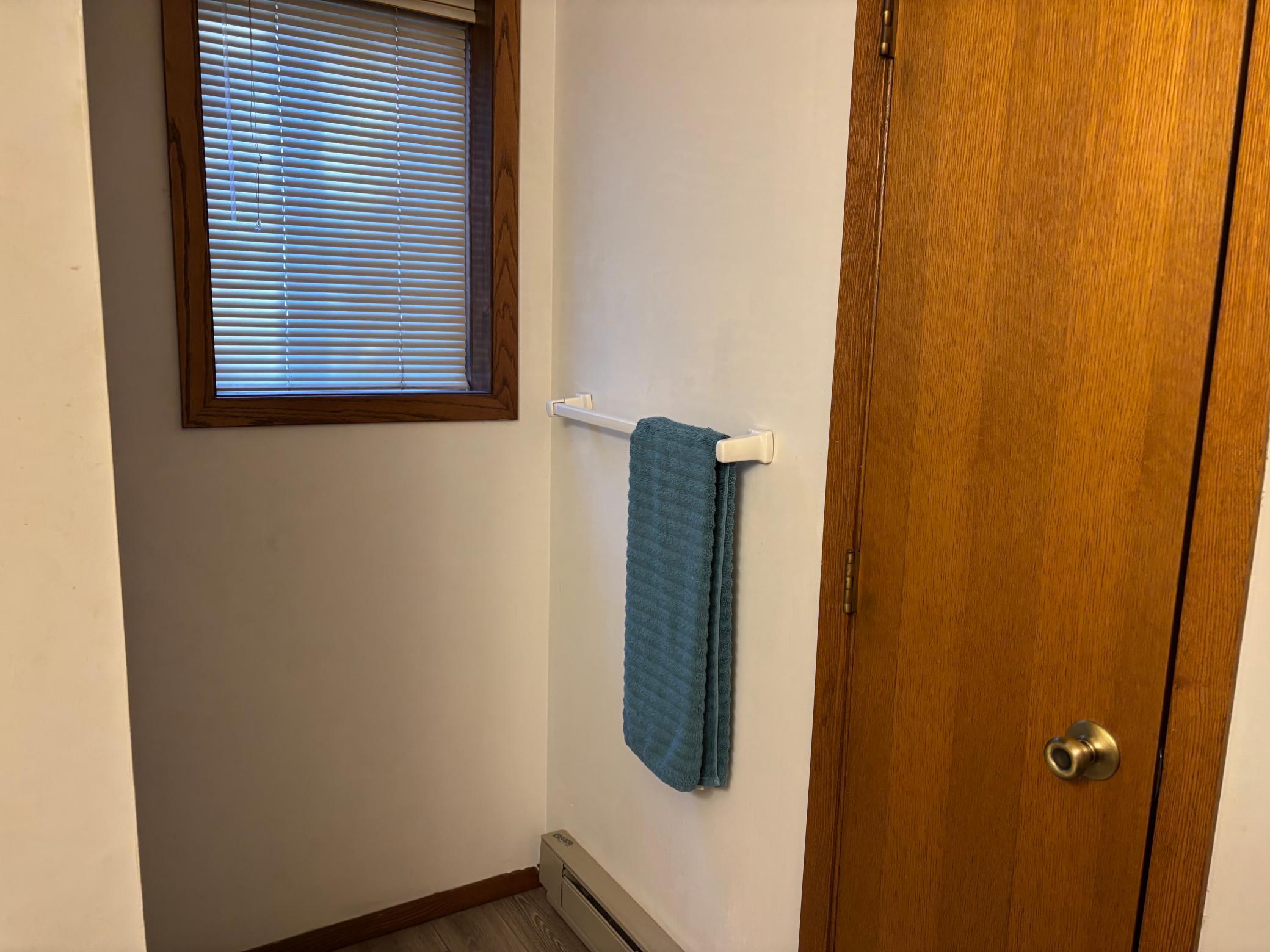 315 Brook Avenue Property Photo 10