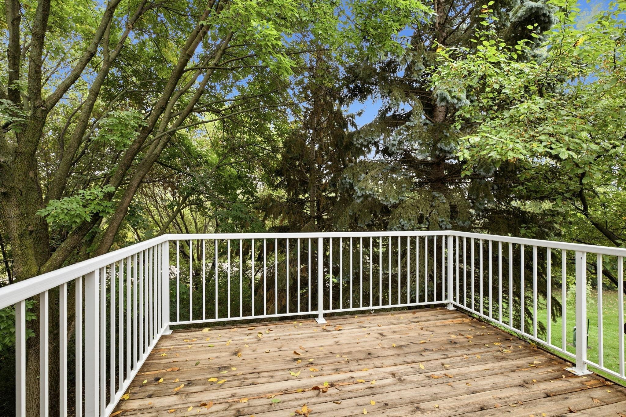 397 Campfire Curve Property Photo 24