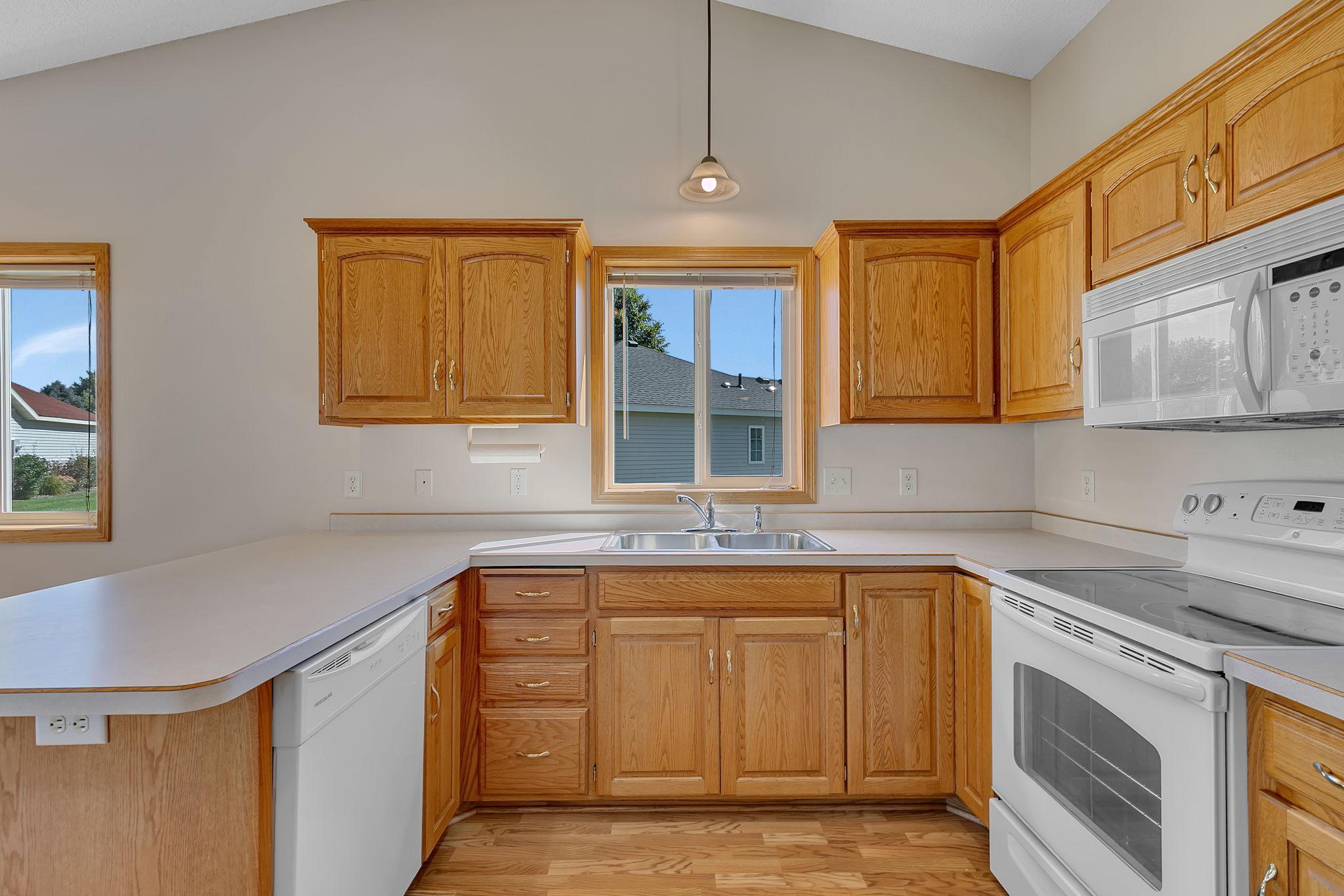 1006 Diamond Willow Circle Property Photo 6