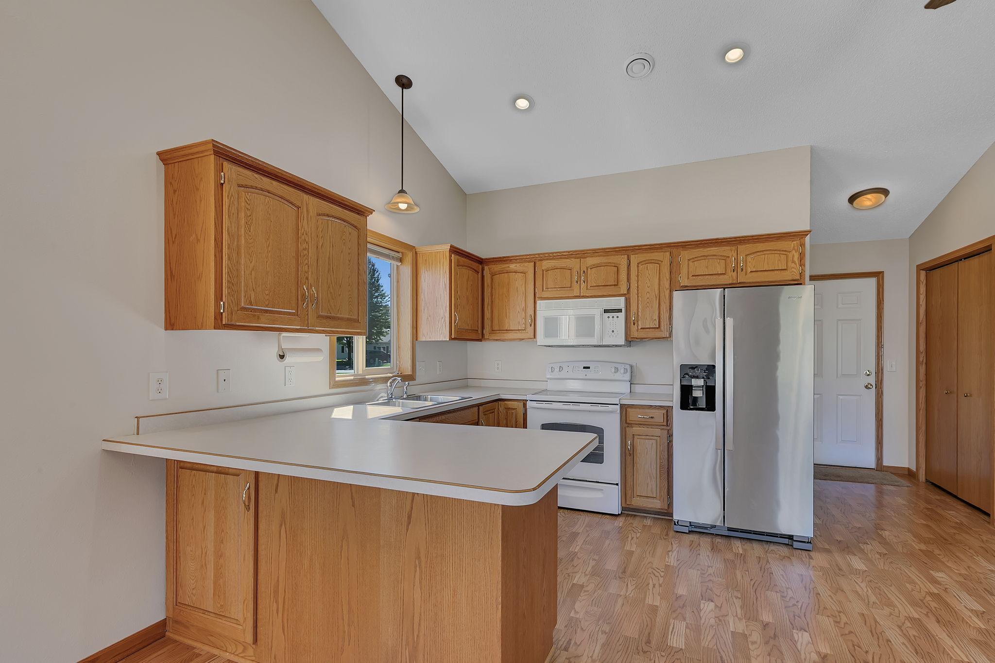 1006 Diamond Willow Circle Property Photo 7