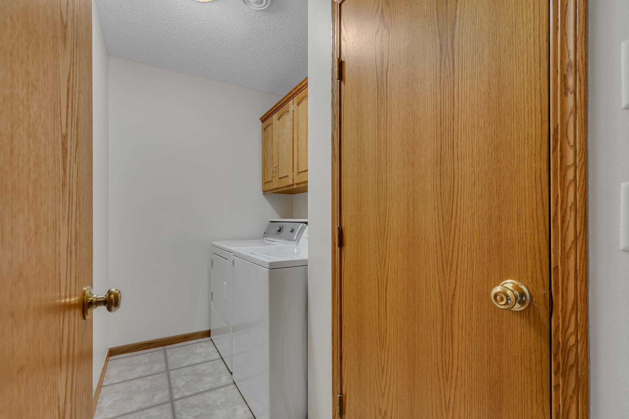 1006 Diamond Willow Circle Property Photo 8