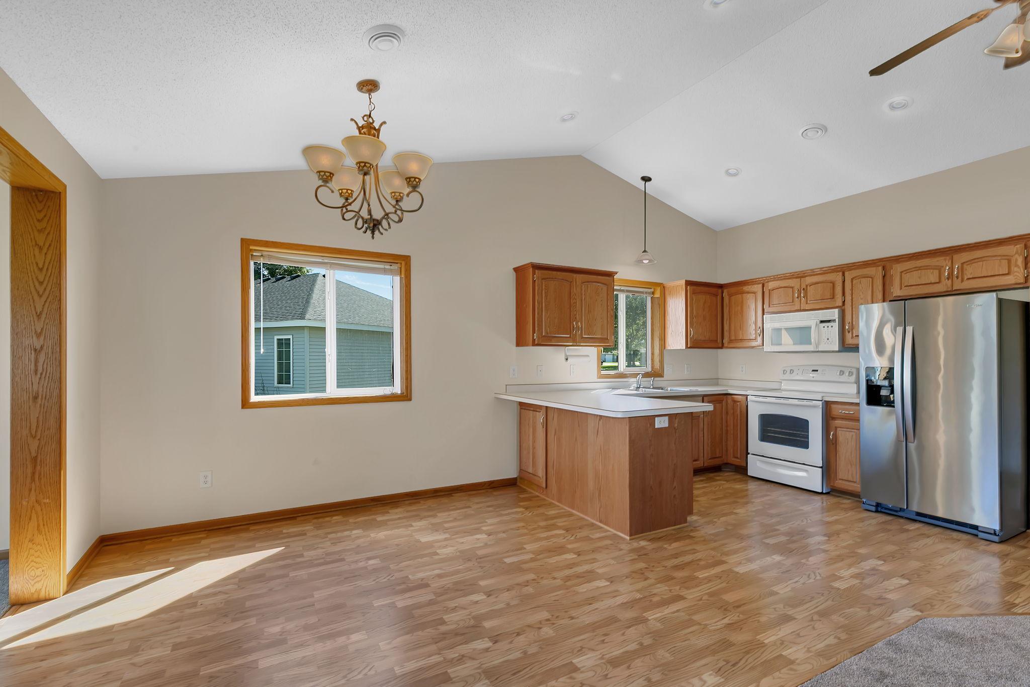 1006 Diamond Willow Circle Property Photo 9