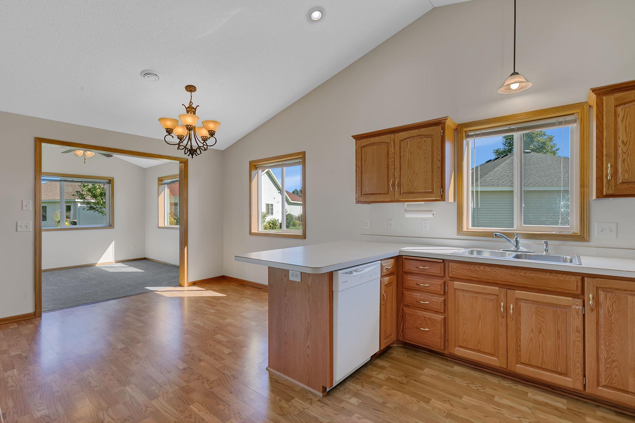 1006 Diamond Willow Circle Property Photo 10