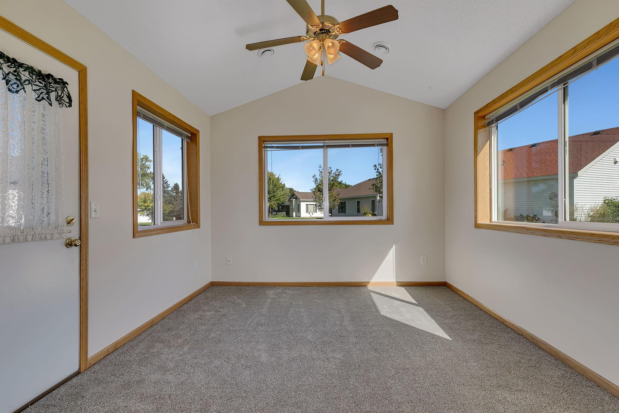 1006 Diamond Willow Circle Property Photo 12