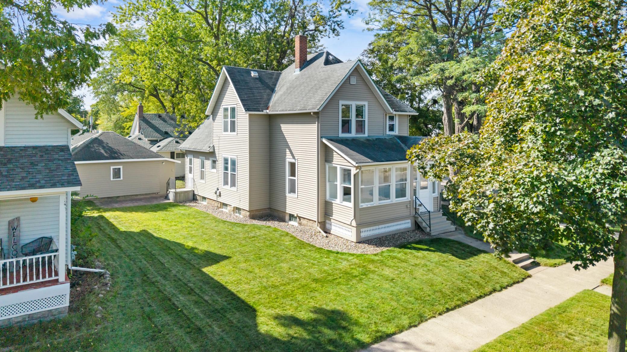 627 5th Street Nw Property Photo 3