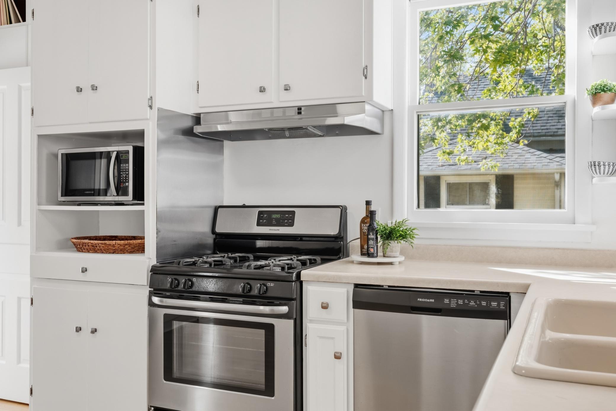 627 5th Street Nw Property Photo 8