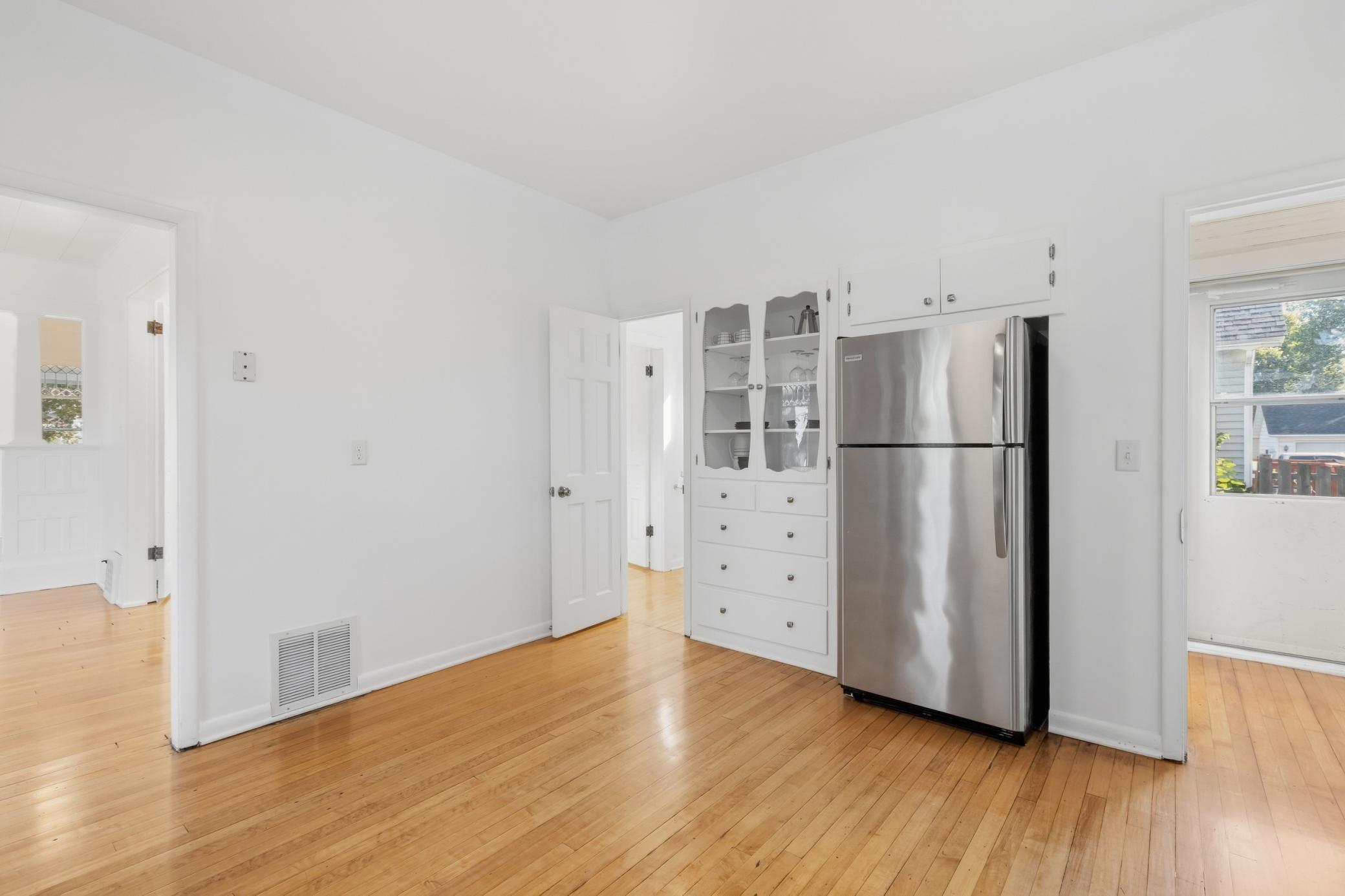 627 5th Street Nw Property Photo 9