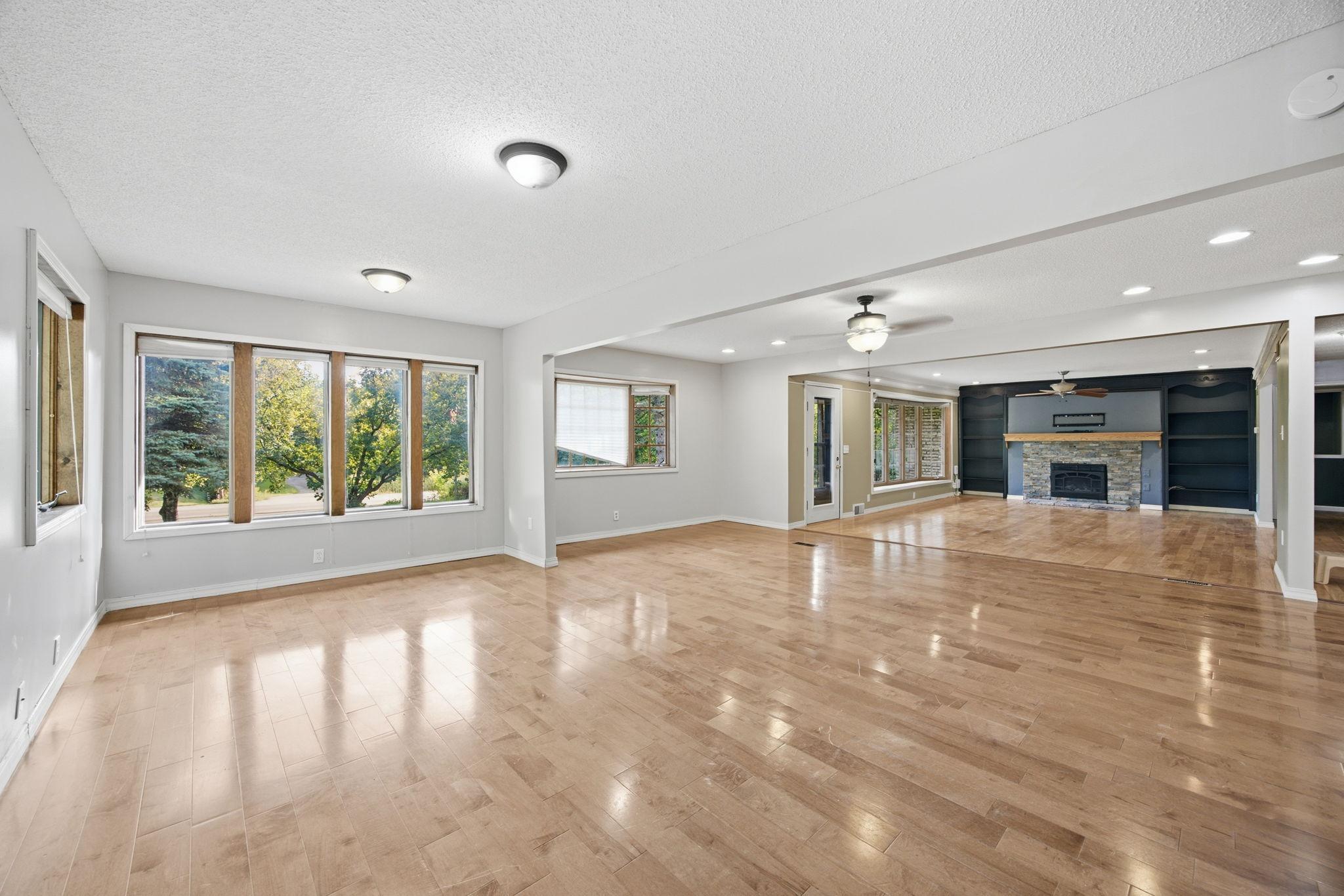 1847 Upper 55th Street E Property Photo 11