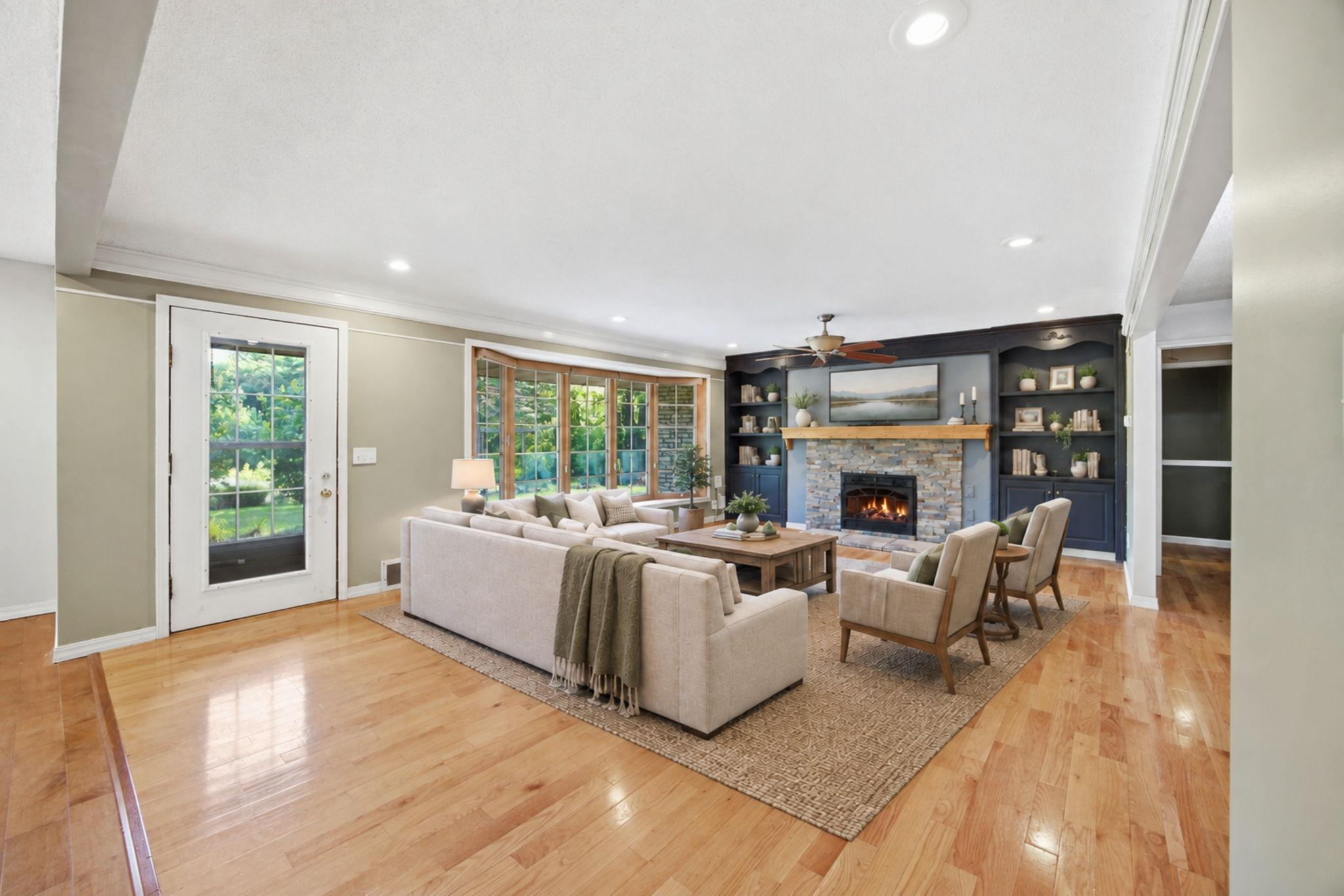 1847 Upper 55th Street E Property Photo 13